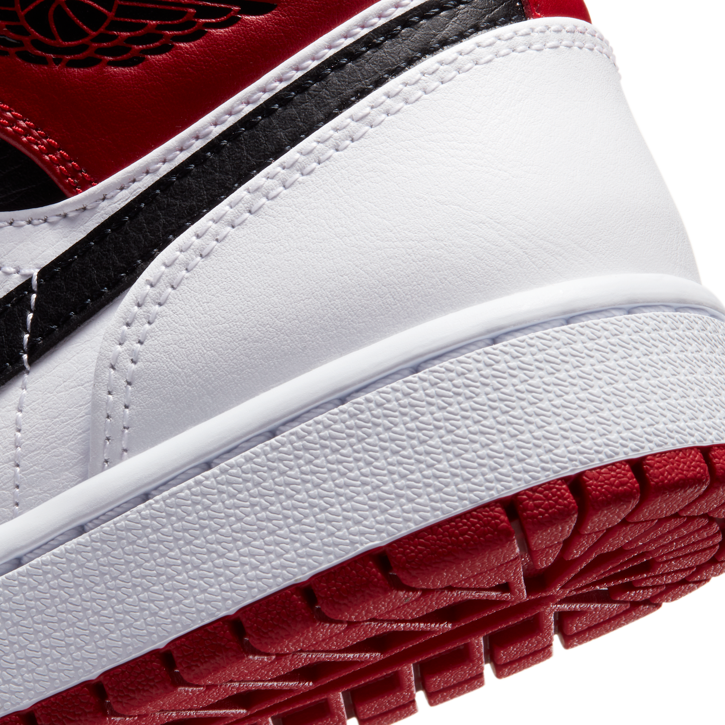Jordan 1 Mid Chicago (2020)