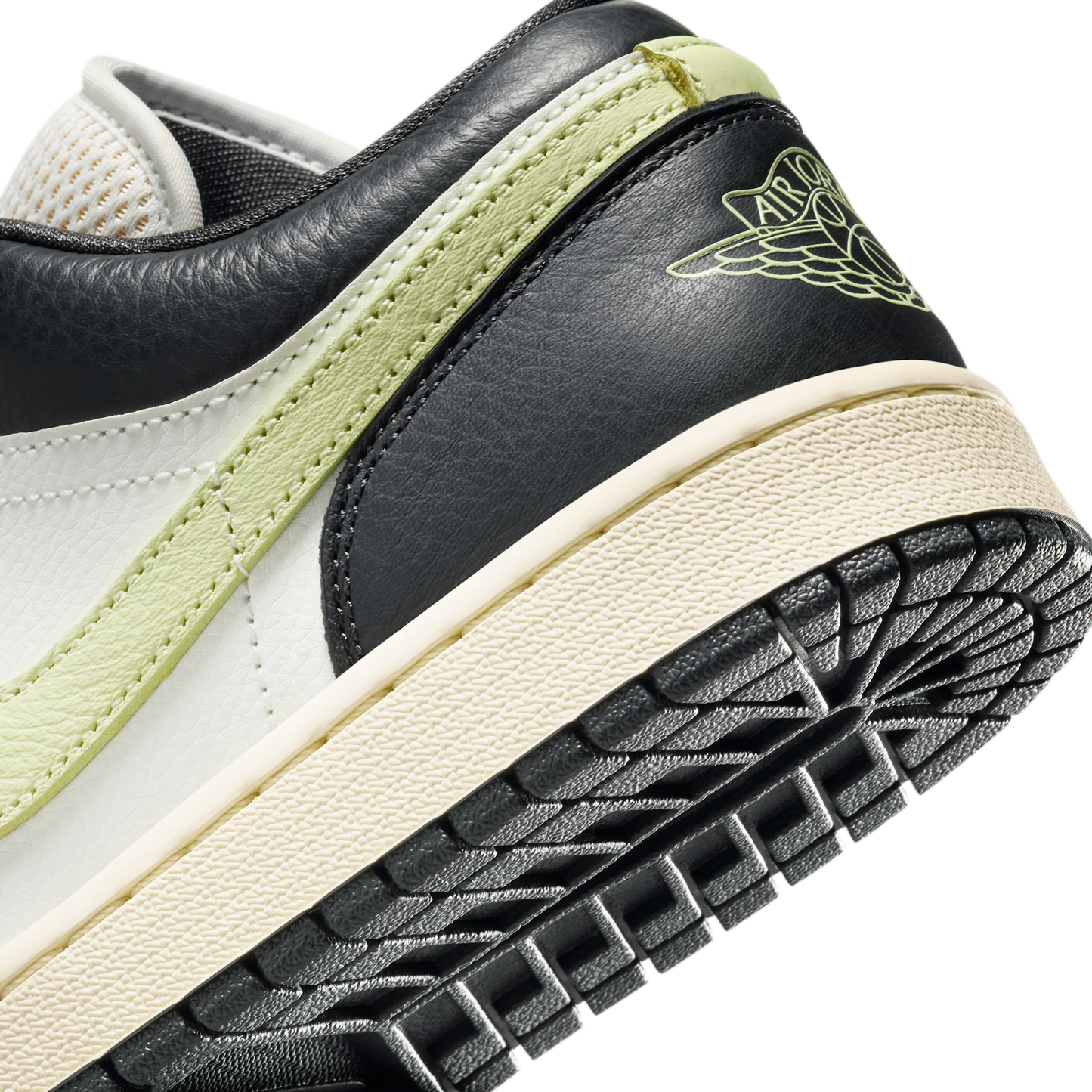 Jordan 1 Low SE Fall League (Women's)