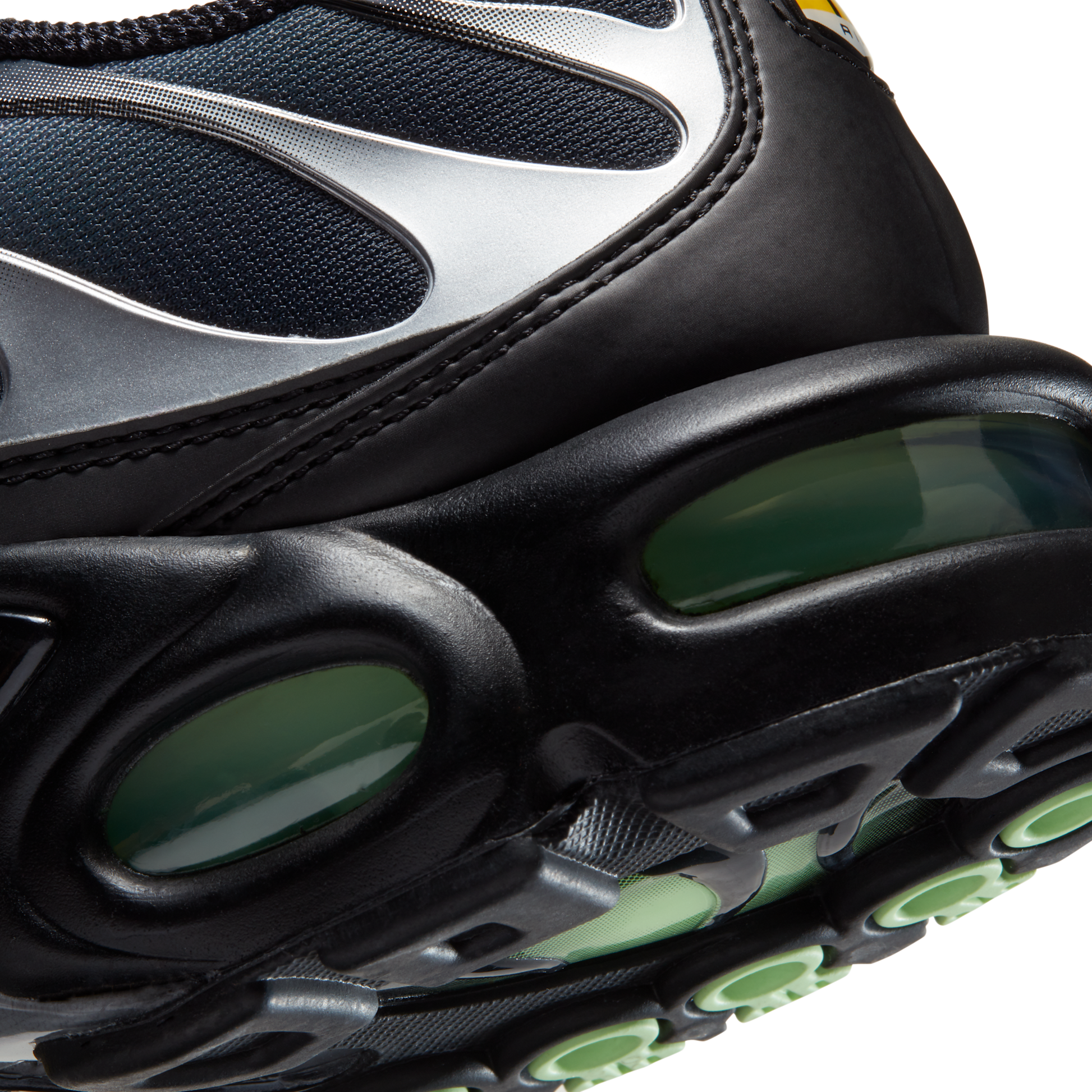 Nike Air Max Plus Black Particle Grey Vapour Green