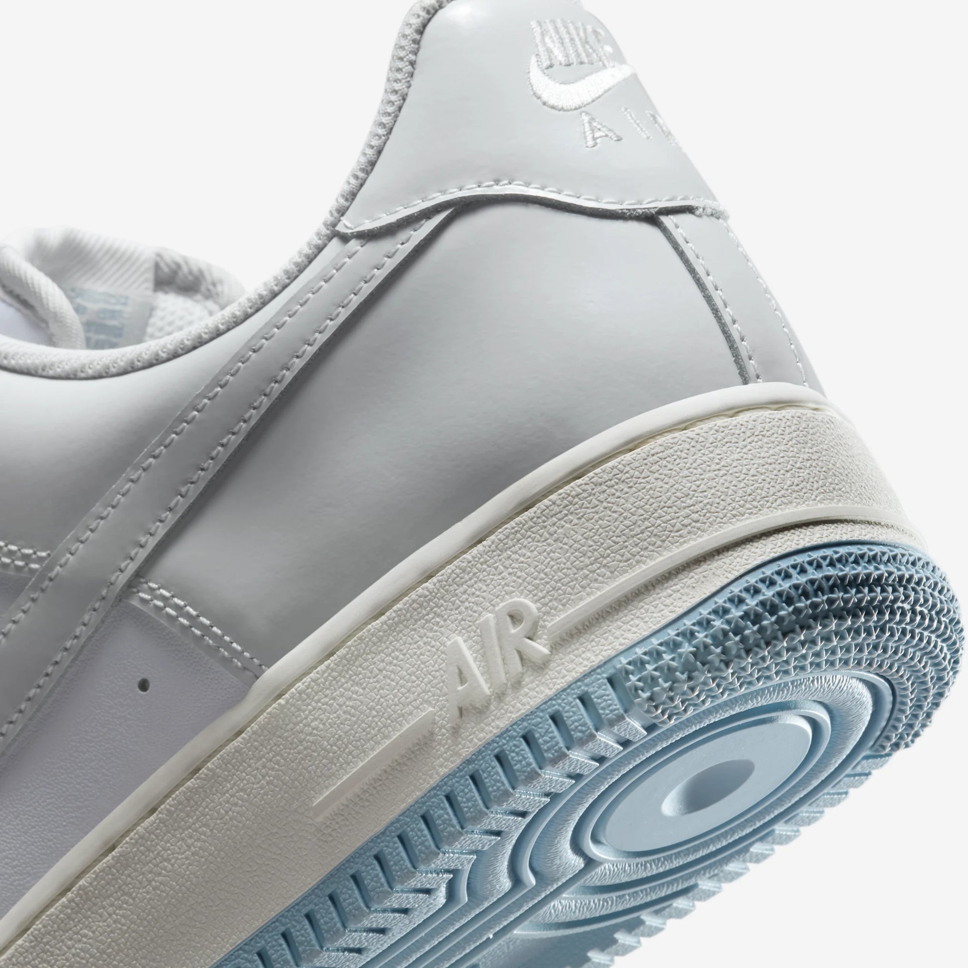 Nike Air Force 1 Low '07 Photon Dust