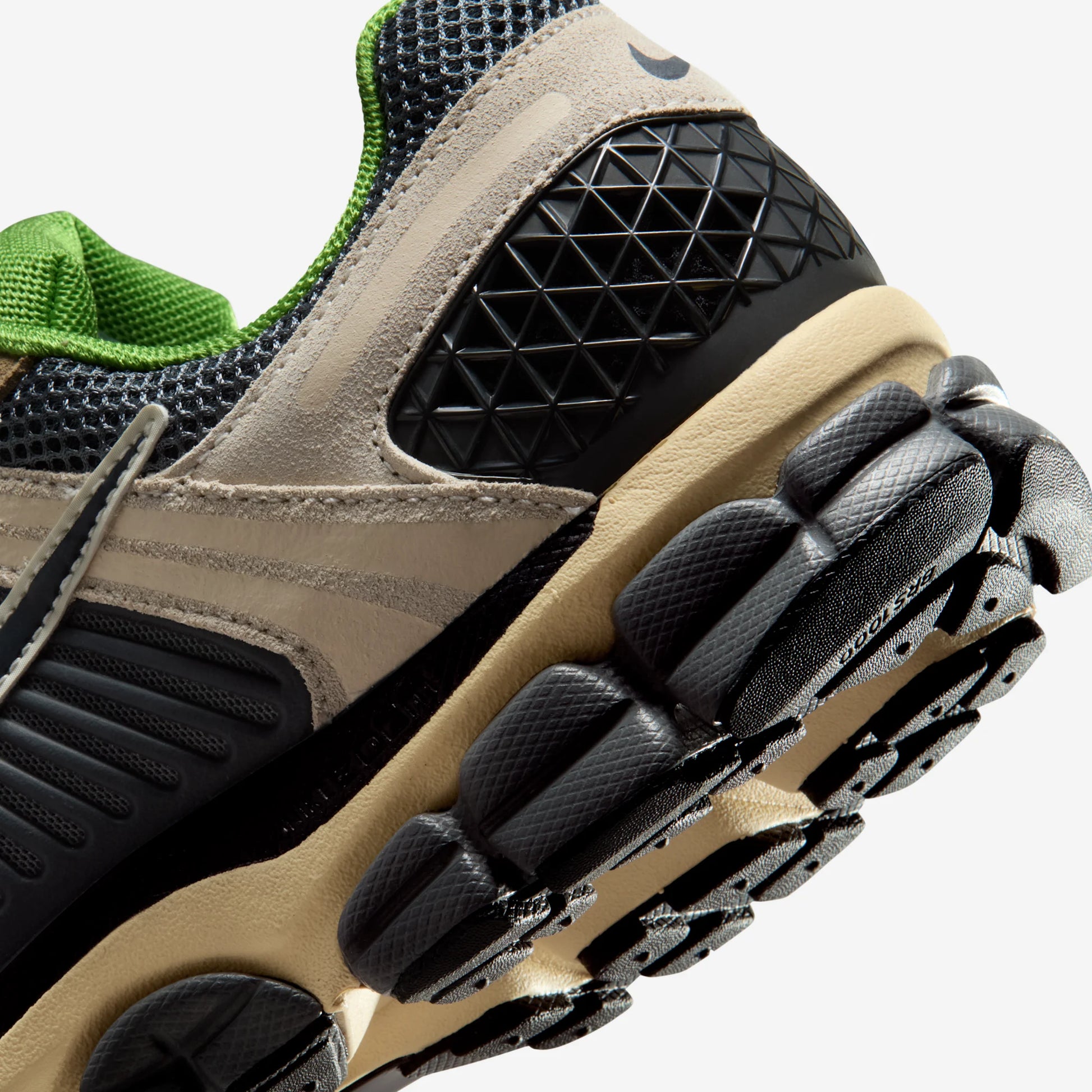 Nike Zoom Vomero 5 Pale Ivory Chlorophyll