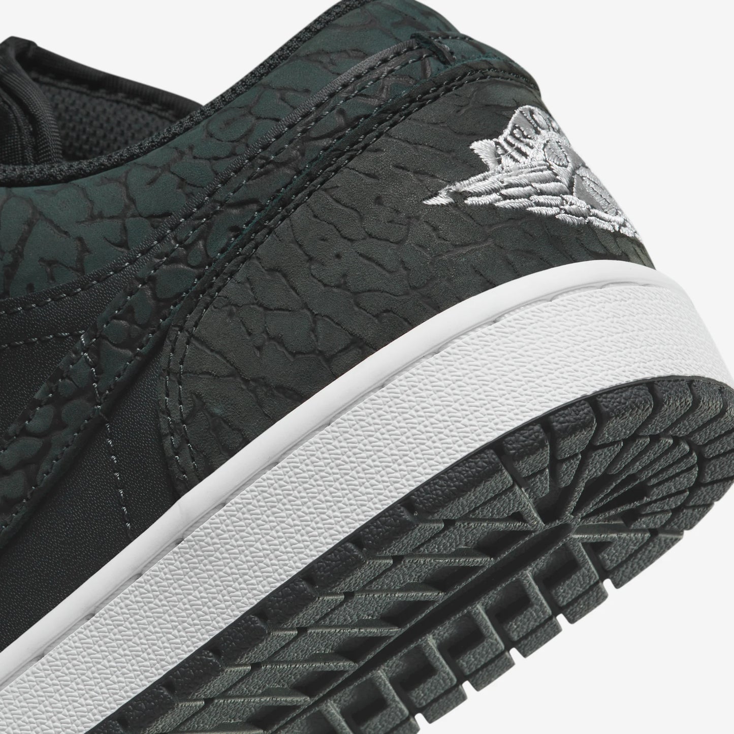 Jordan 1 Low SE Black Elephant