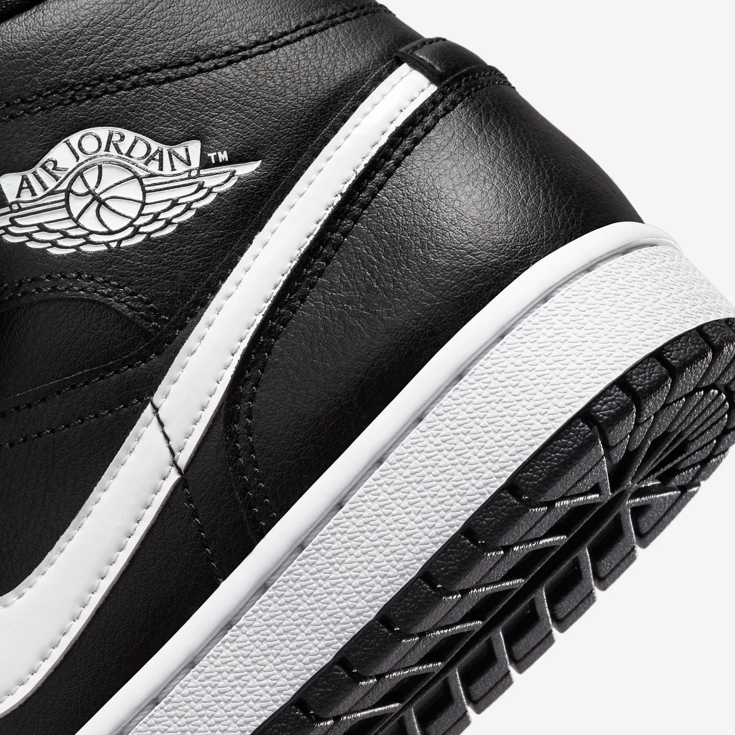 Jordan 1 Mid Black White (Women's)