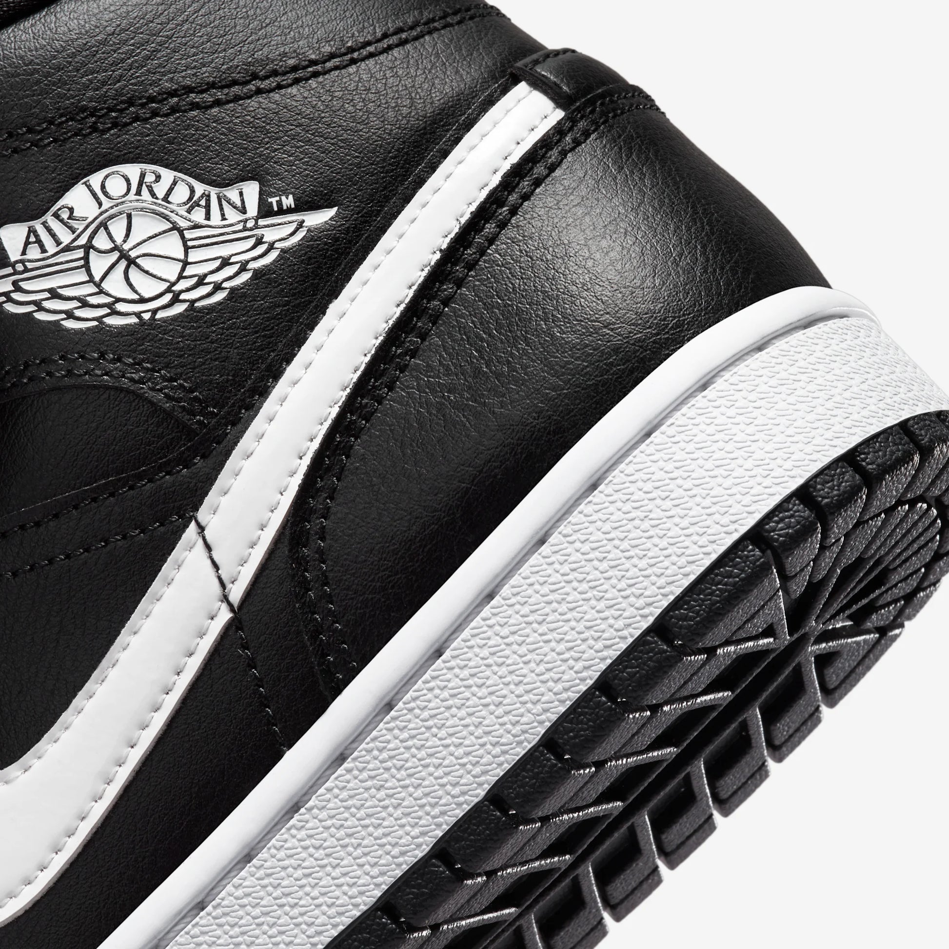 Jordan 1 Mid Black White (Women's)