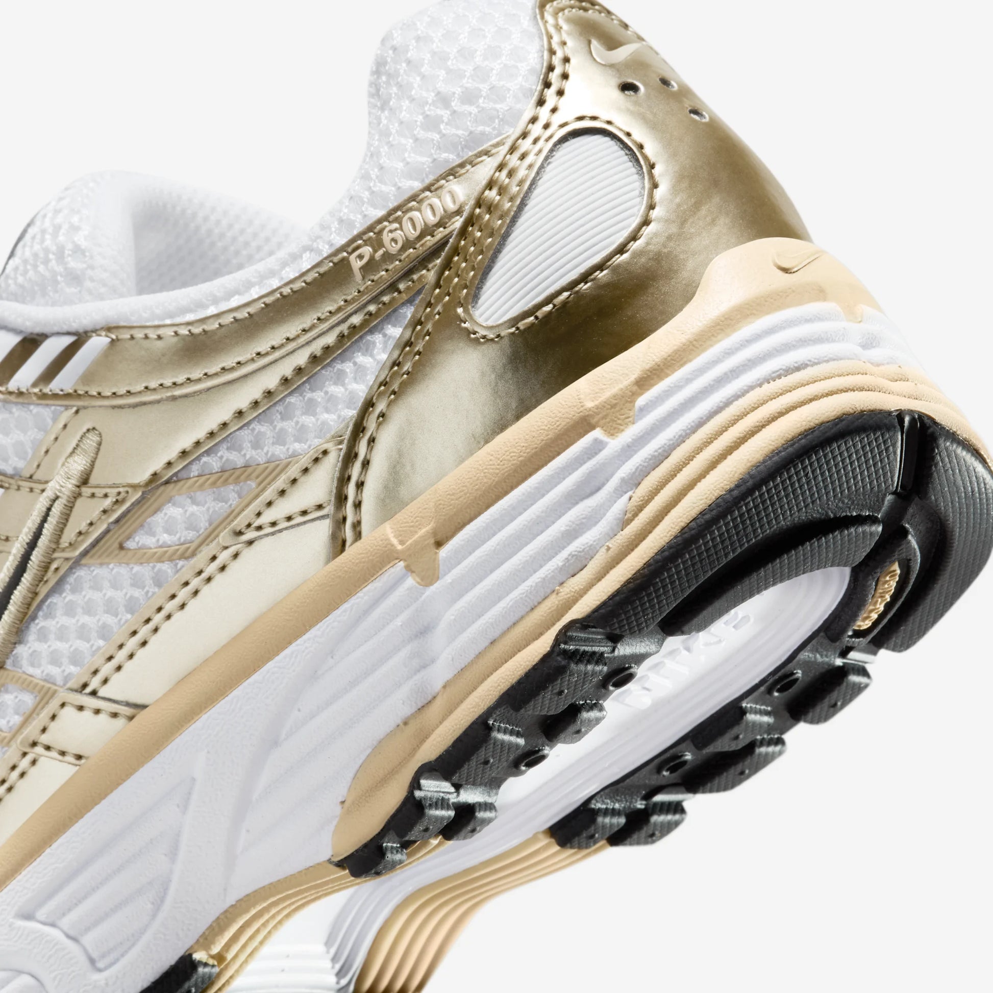 Nike P-6000 Gold (Women's)