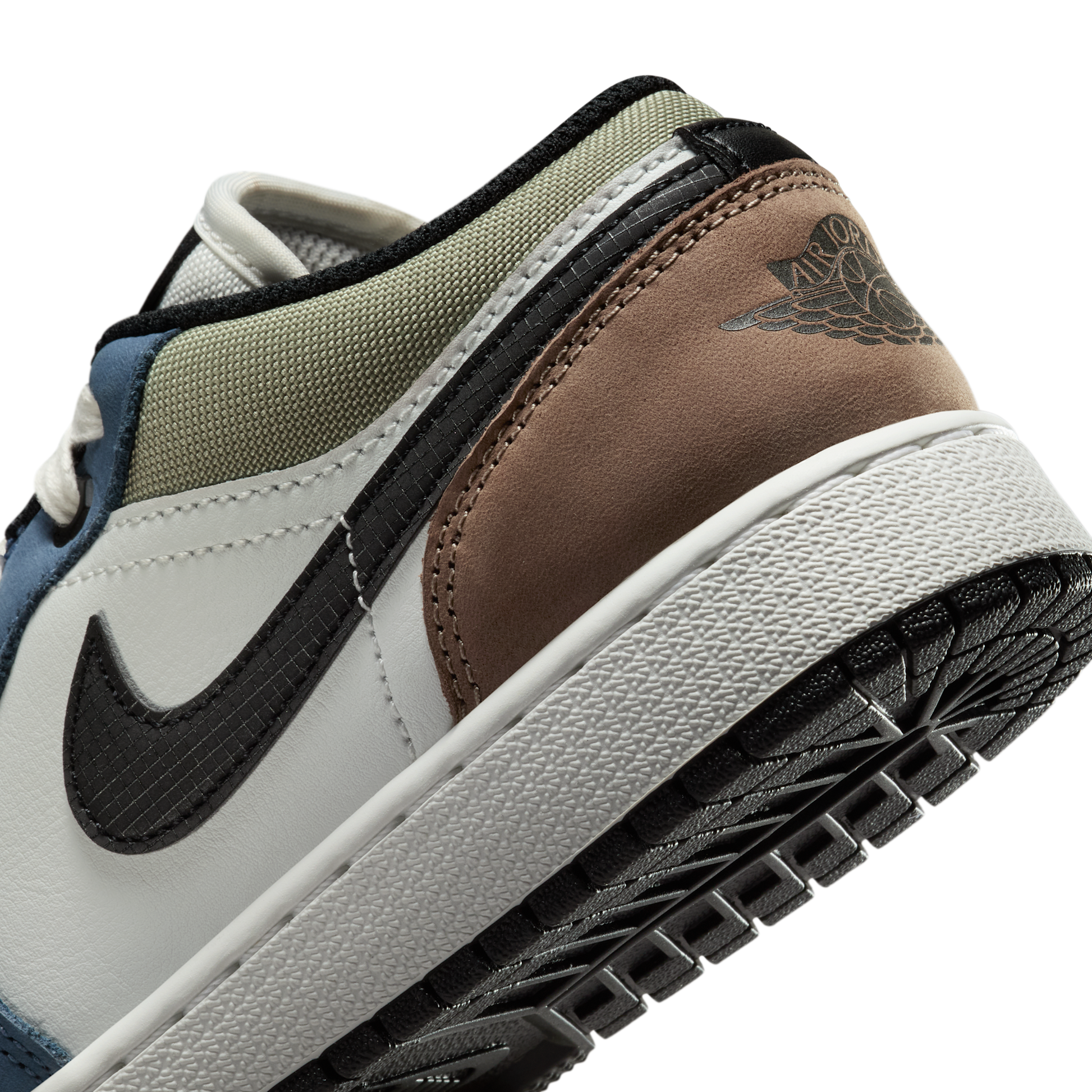 Jordan 1 Low Diffused Blue Jade Horizon (GS)