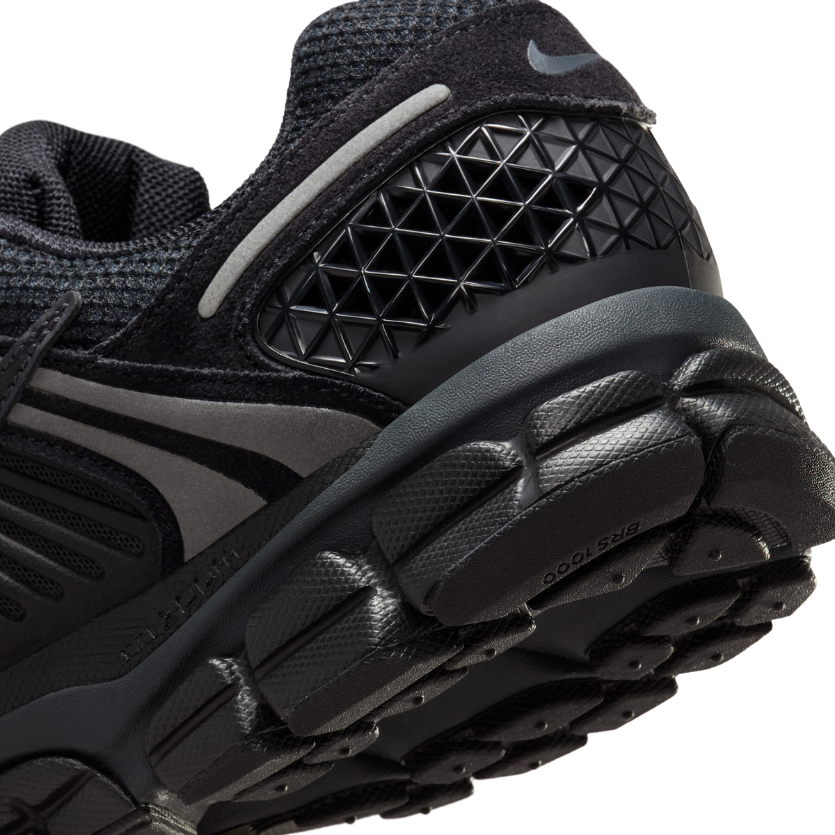 Nike Zoom Vomero 5 Black Metallic Dark Grey