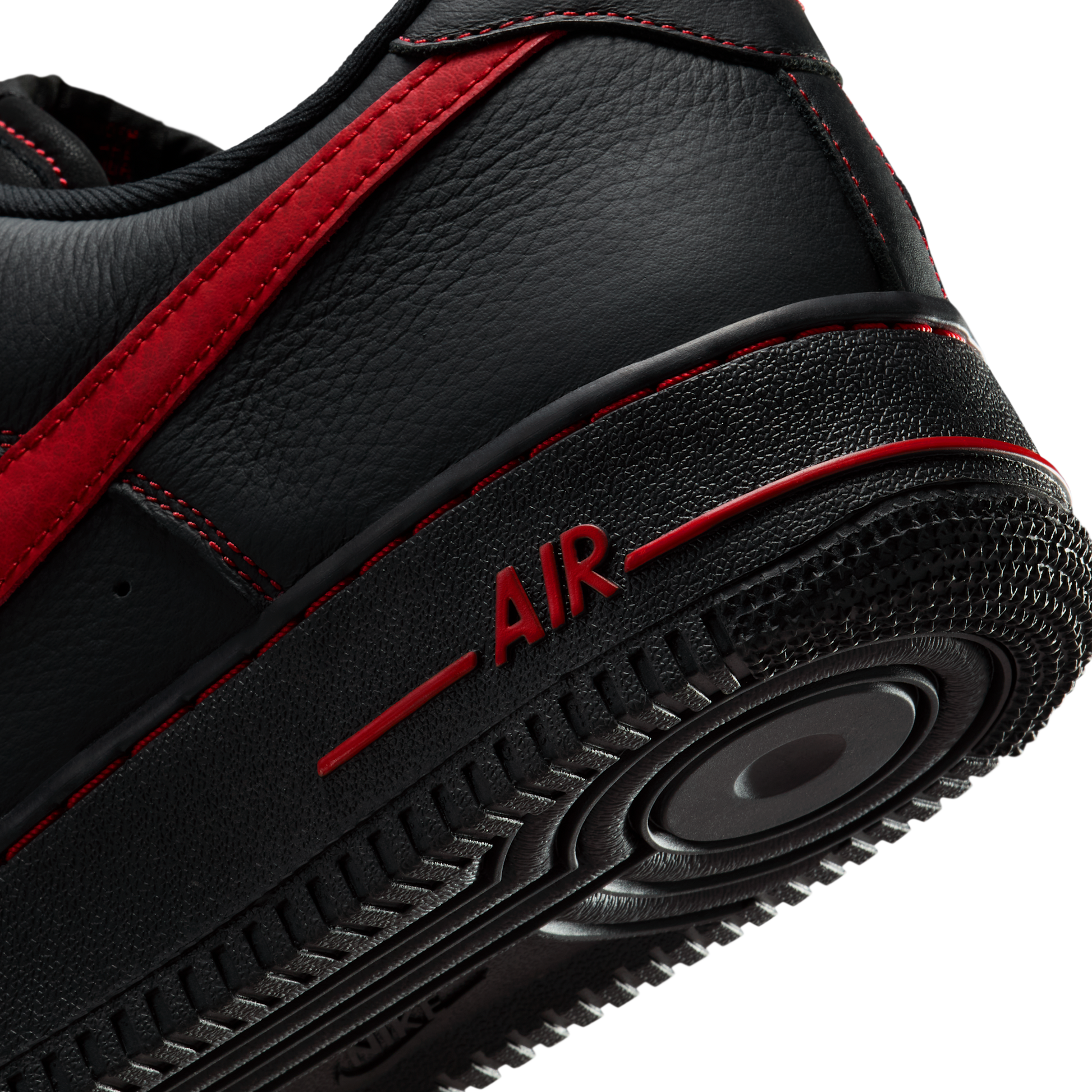 Nike Air Force 1 Low '07 LV8 Bred