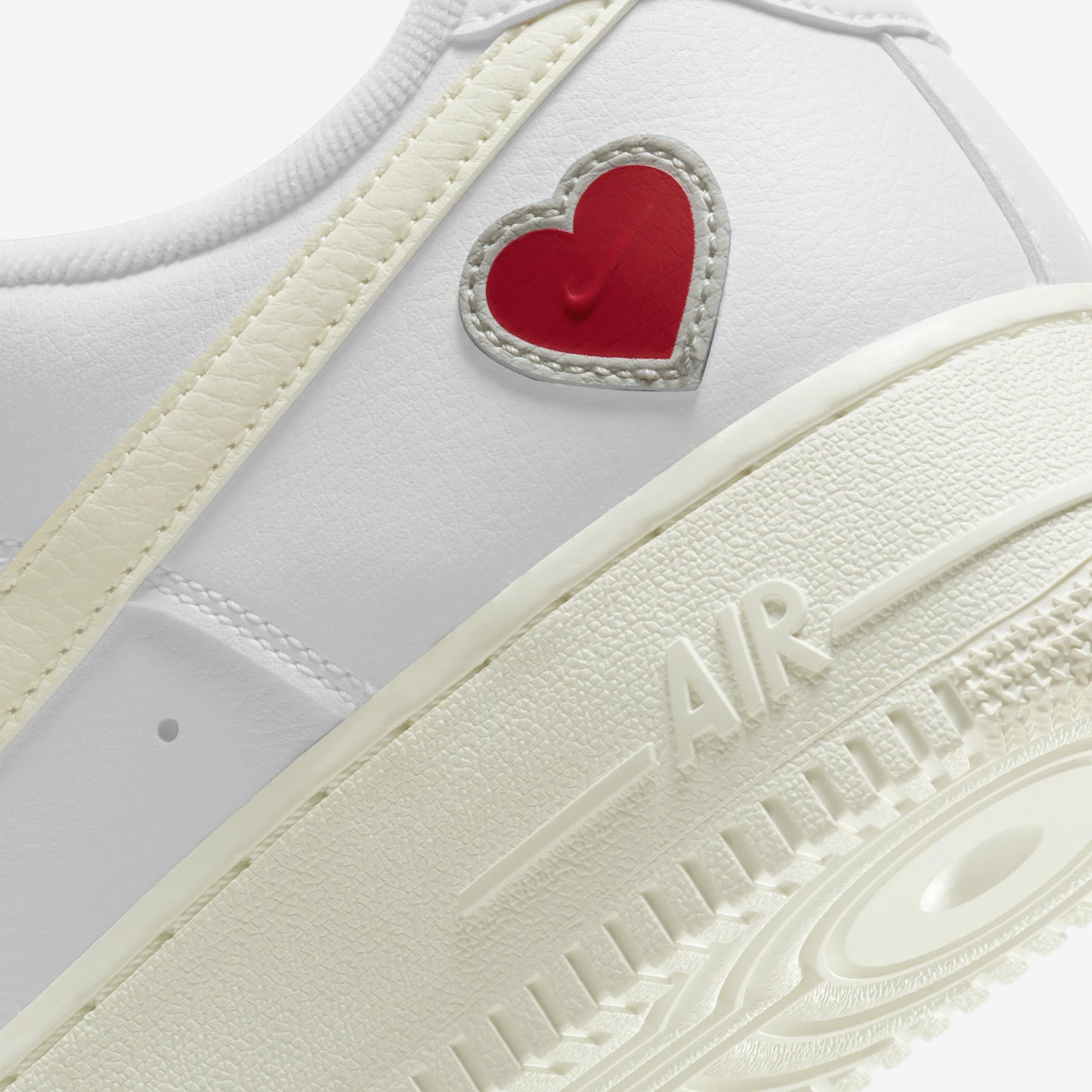 Nike Air Force 1 Low Valentine's Day (2021)