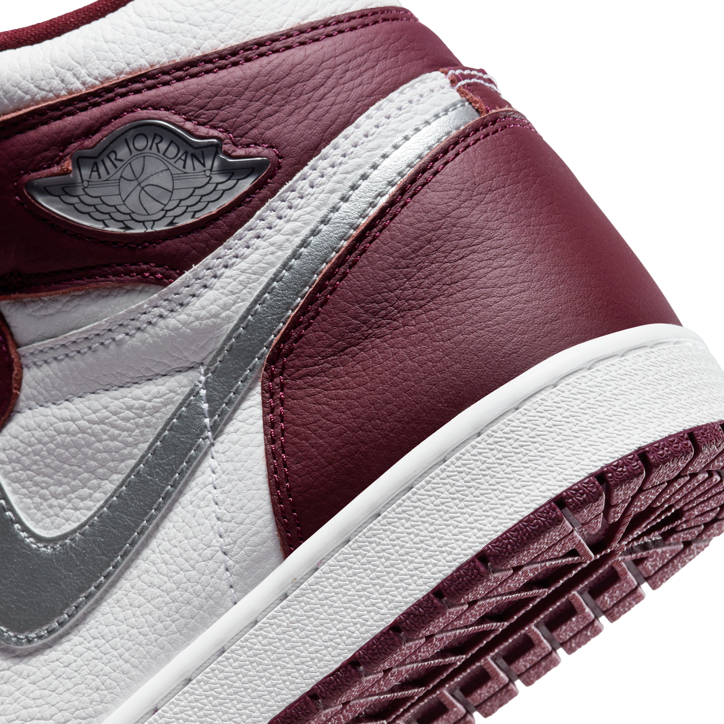 Jordan 1 Retro High OG Bordeaux