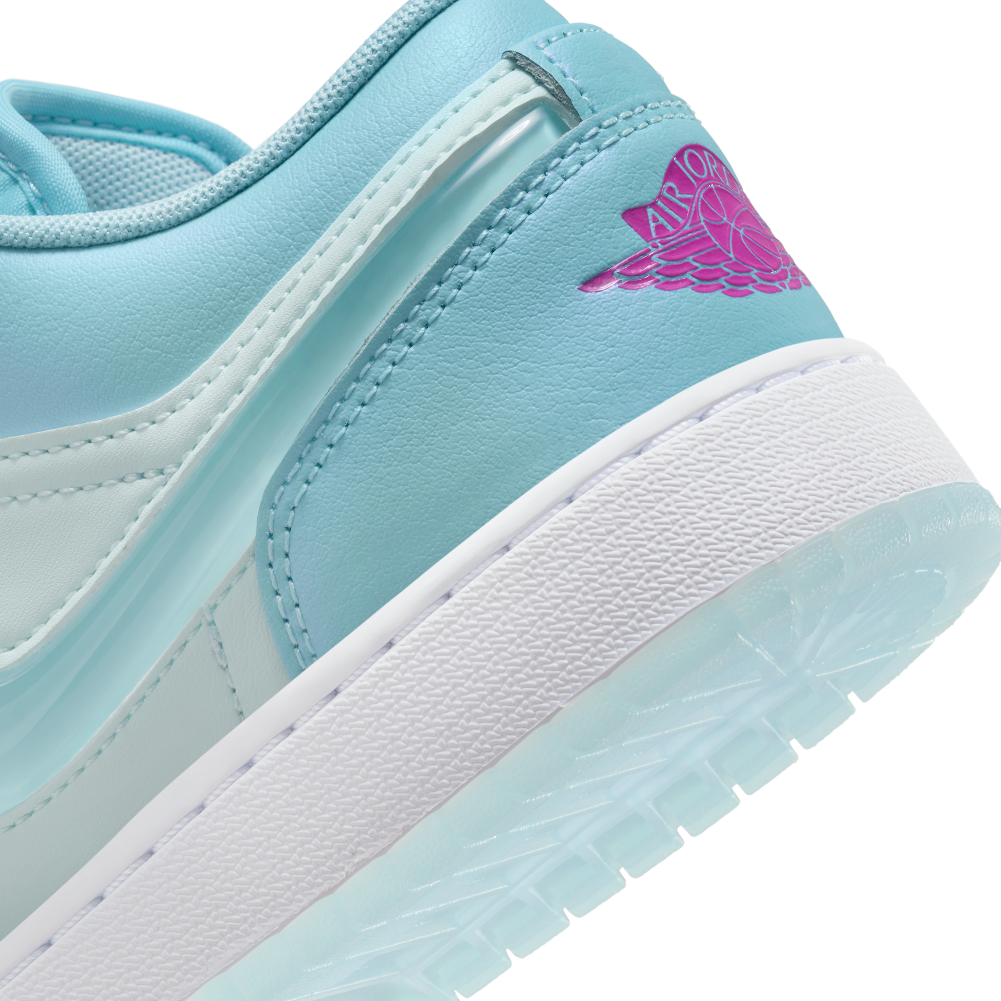 Jordan 1 Low SE Aquarius Blue (GS)