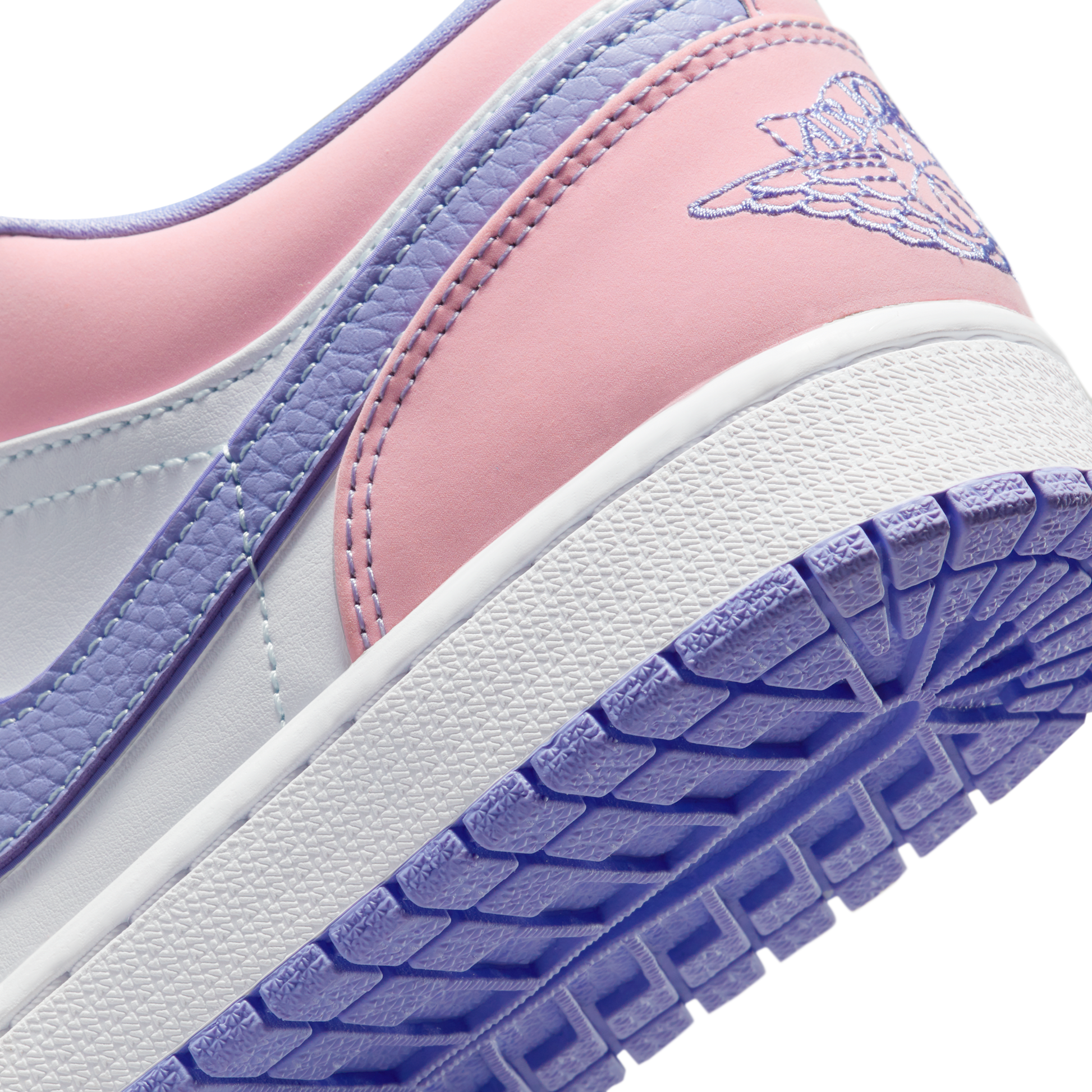 Jordan 1 Low SE Arctic Punch