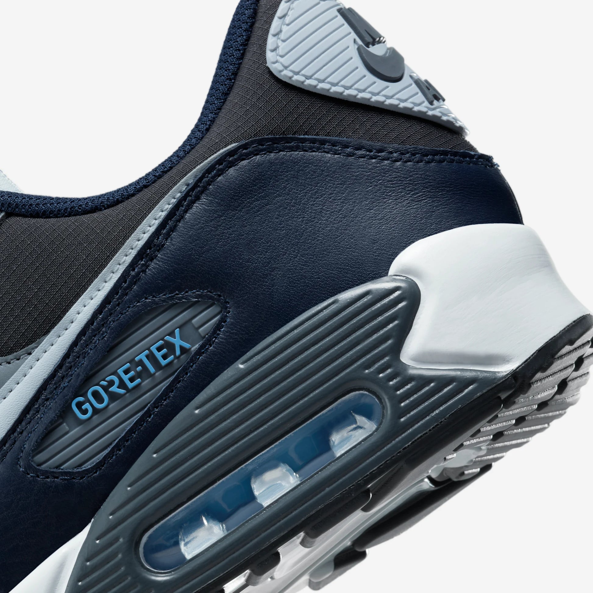 Nike Air Max 90 Gore-Tex Anthracite Obsidian