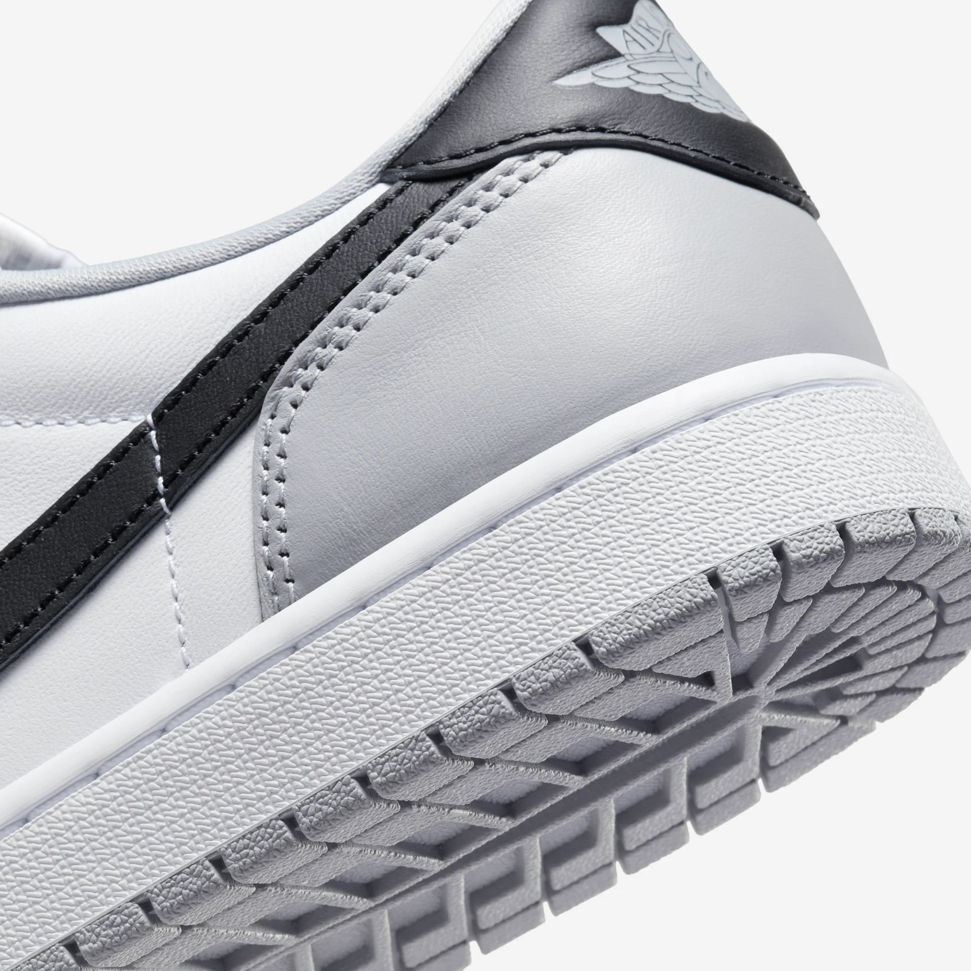 Jordan 1 Retro Low OG Barons