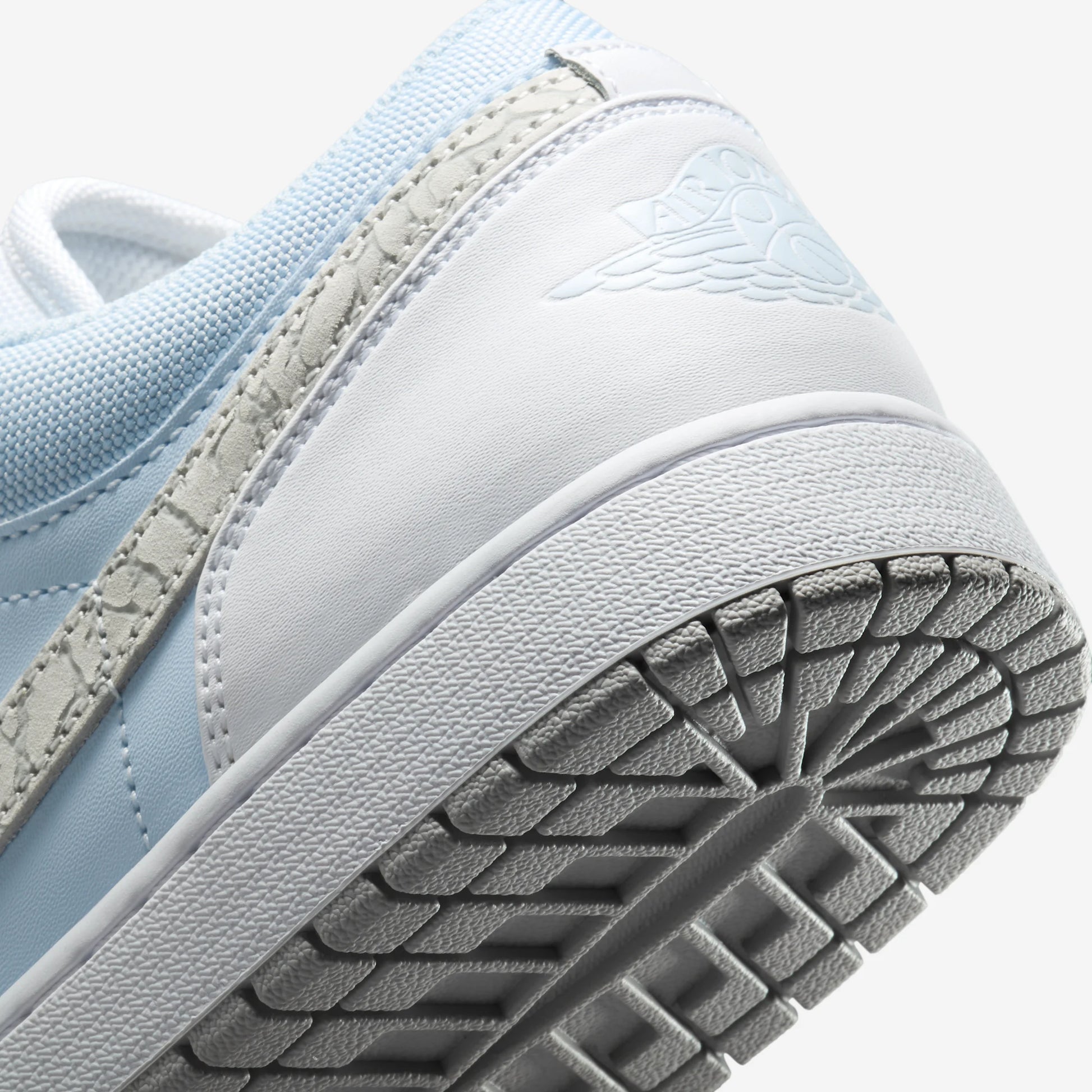 Jordan 1 Low SE Blue Tint Elephant Print