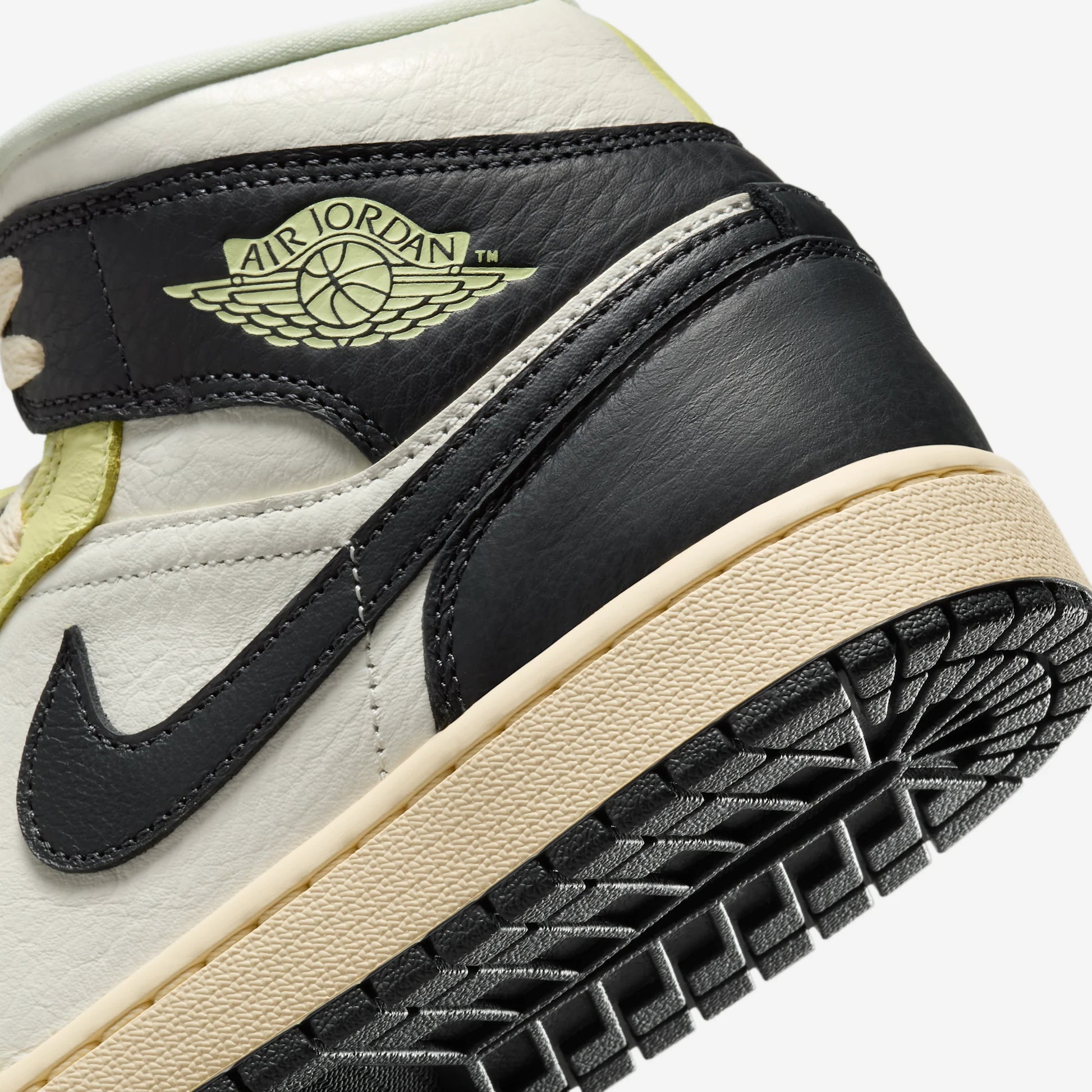 Jordan 1 Mid SE Fall League (Women's)
