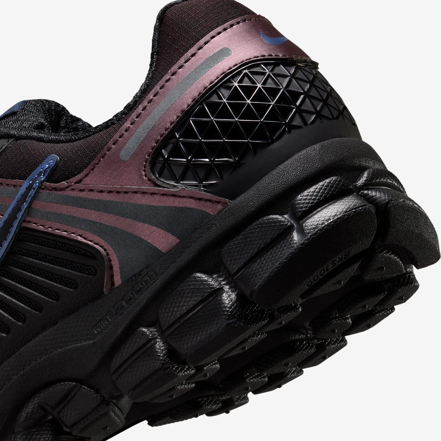 Nike Zoom Vomero 5 Burgundy Crush Midnight Navy (Women's)