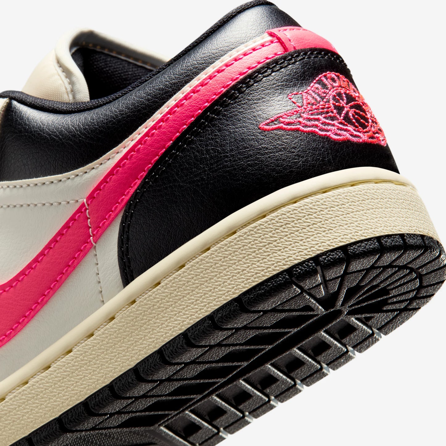 Jordan 1 Low Flight Club (Women's)