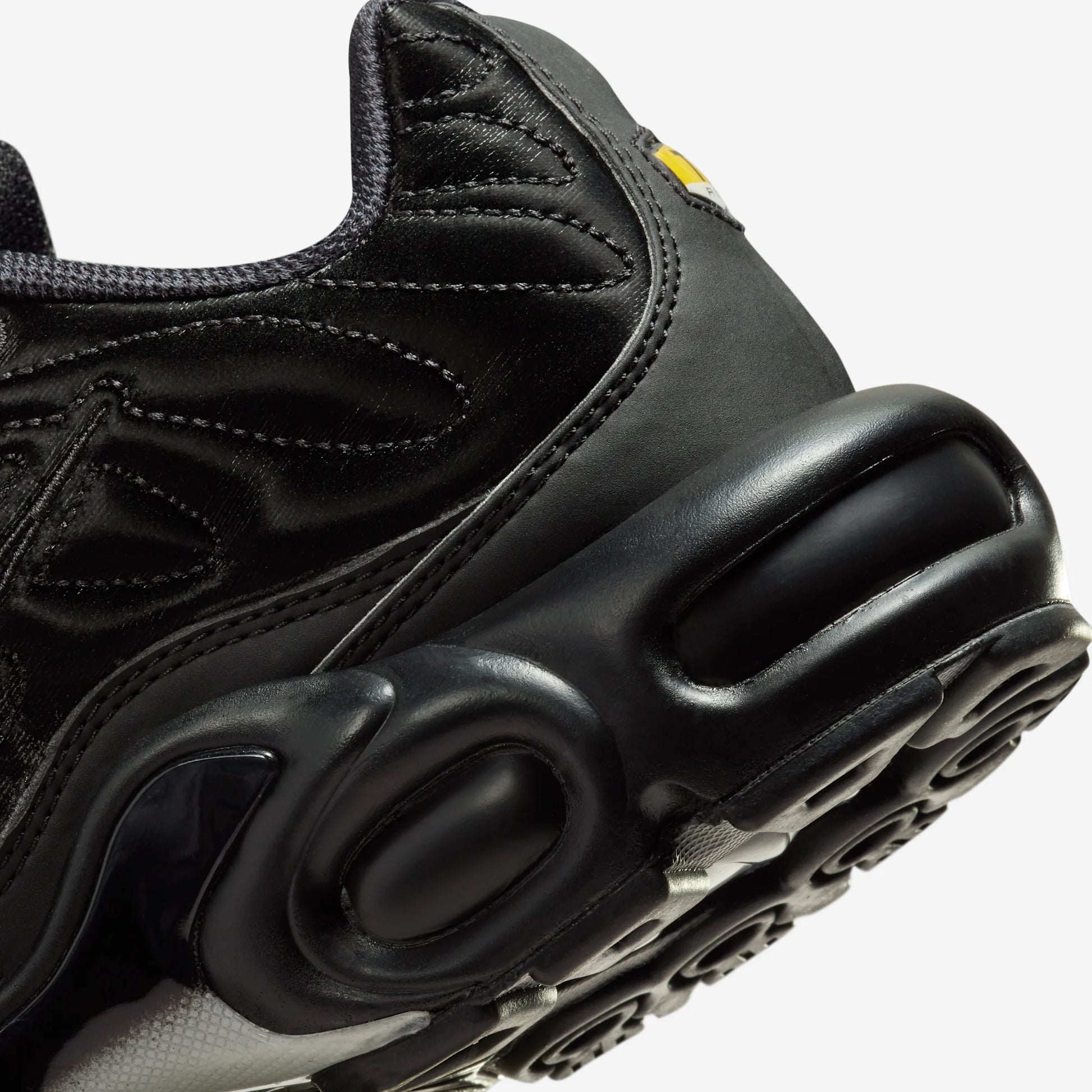 Nike Air Max Plus Black Anthracite Sail (Women's)