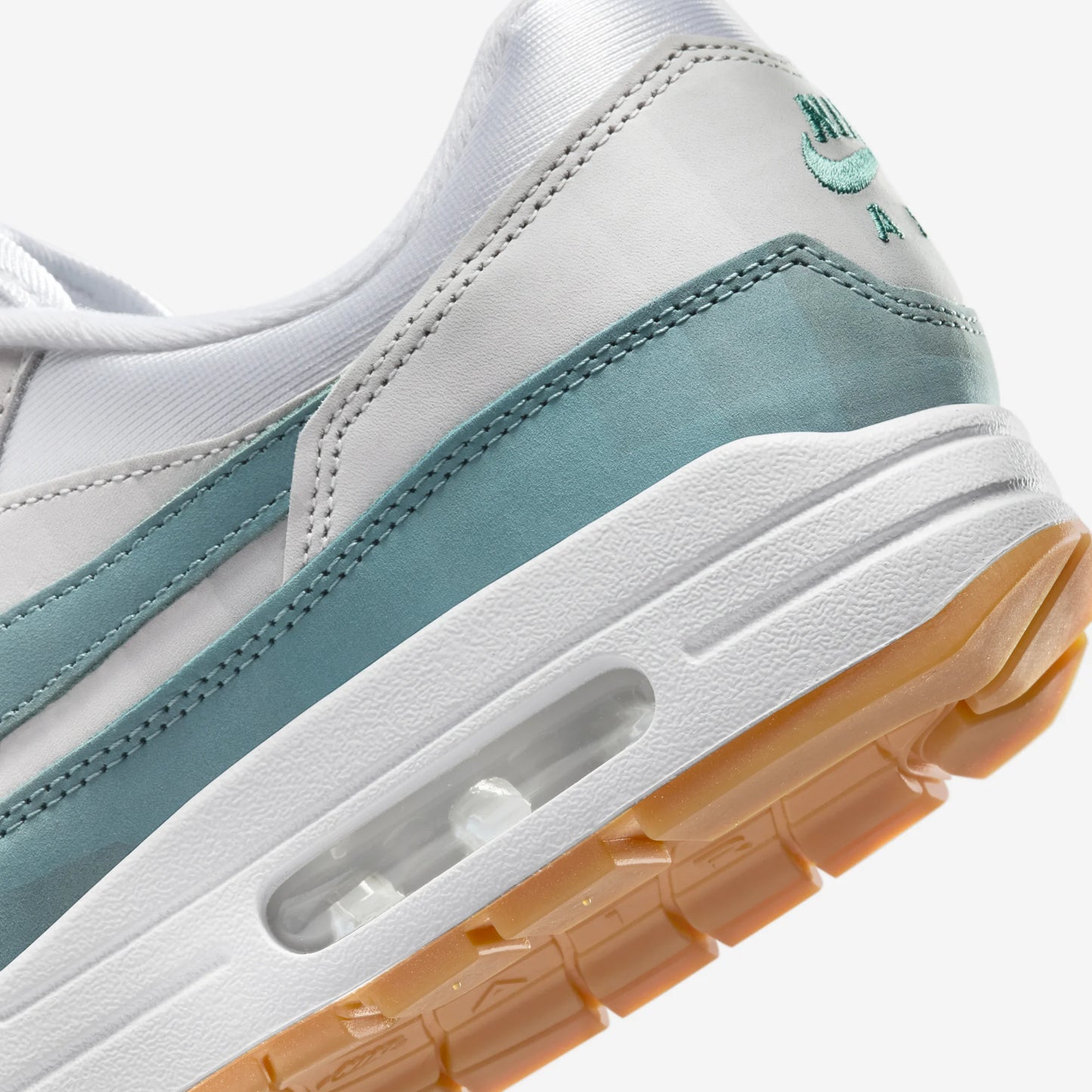 Nike Air Max 1 .SWOOSH Low Poly Adventure