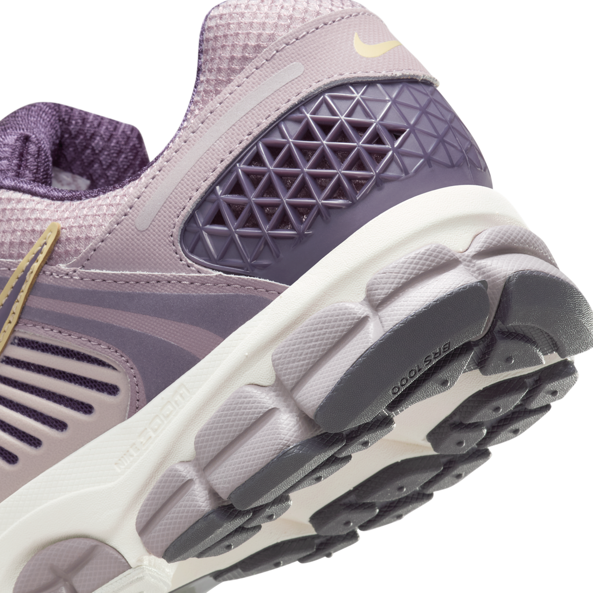 Nike Zoom Vomero 5 Platinum Violet