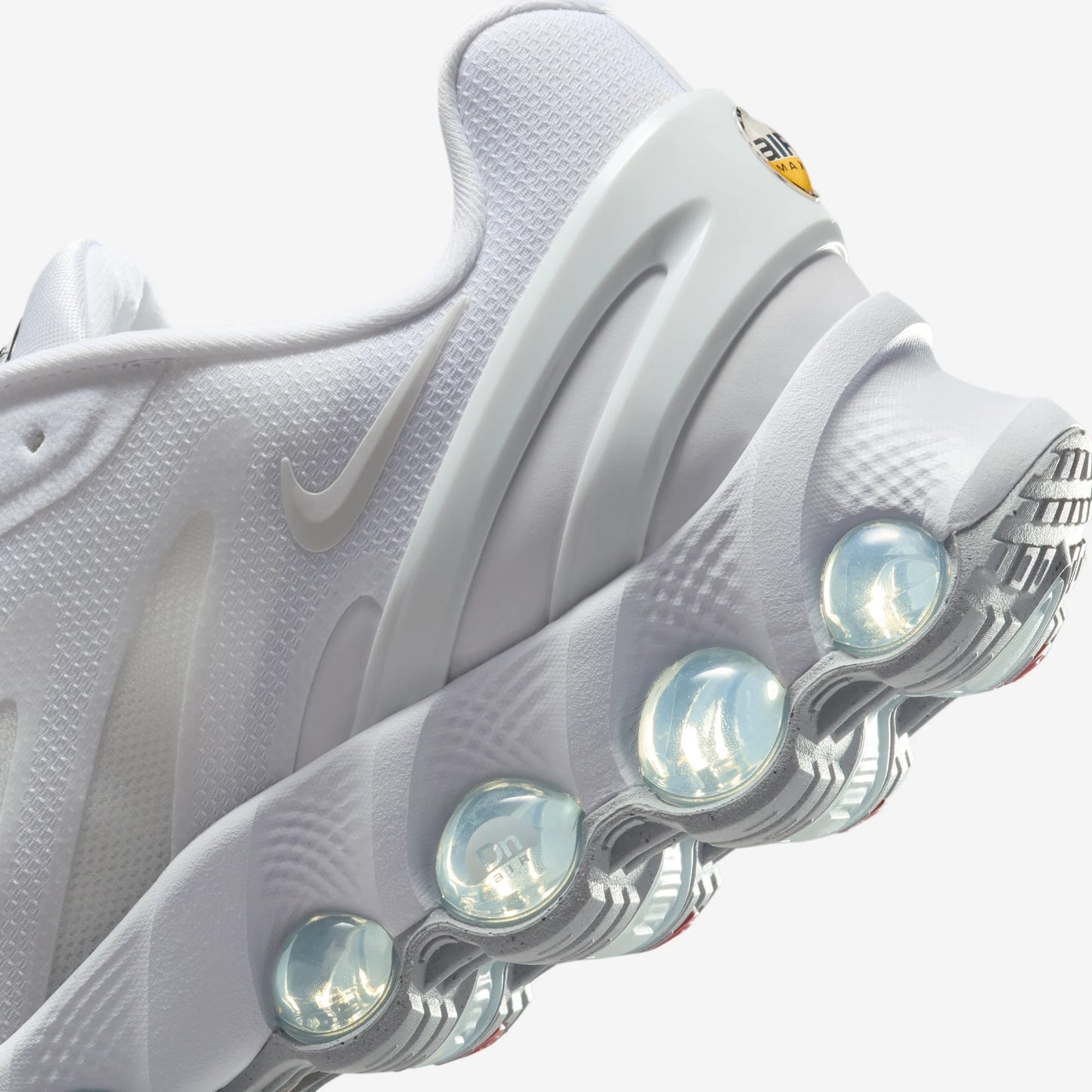 Nike Air Max Dn8 White Metallic Silver