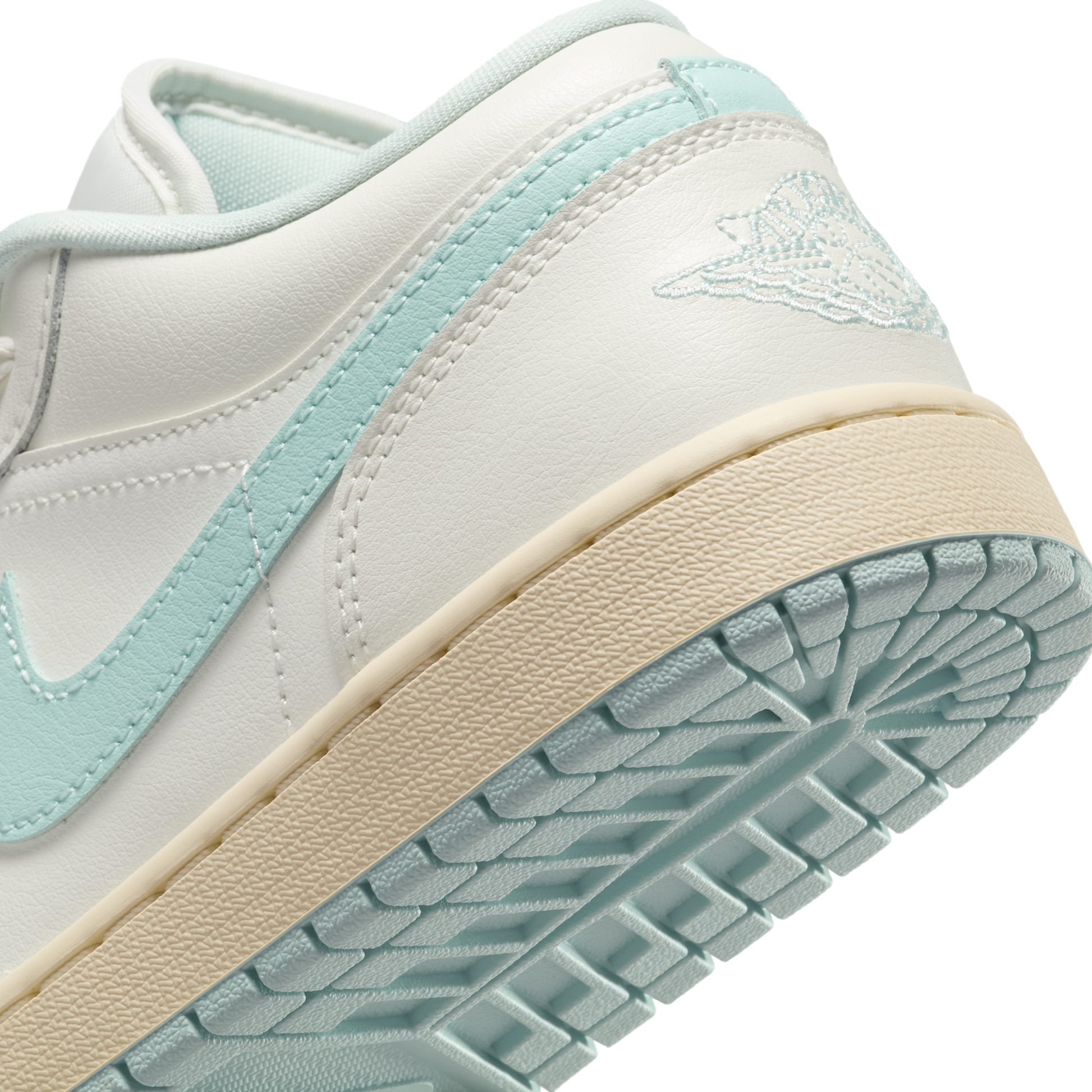 Jordan 1 Low Sail Igloo (Women's)
