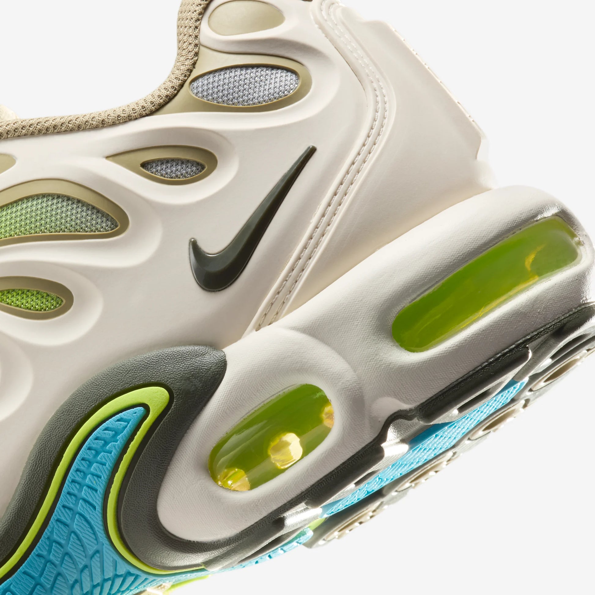 Nike Air Max Plus Drift Cyber Baltic Blue