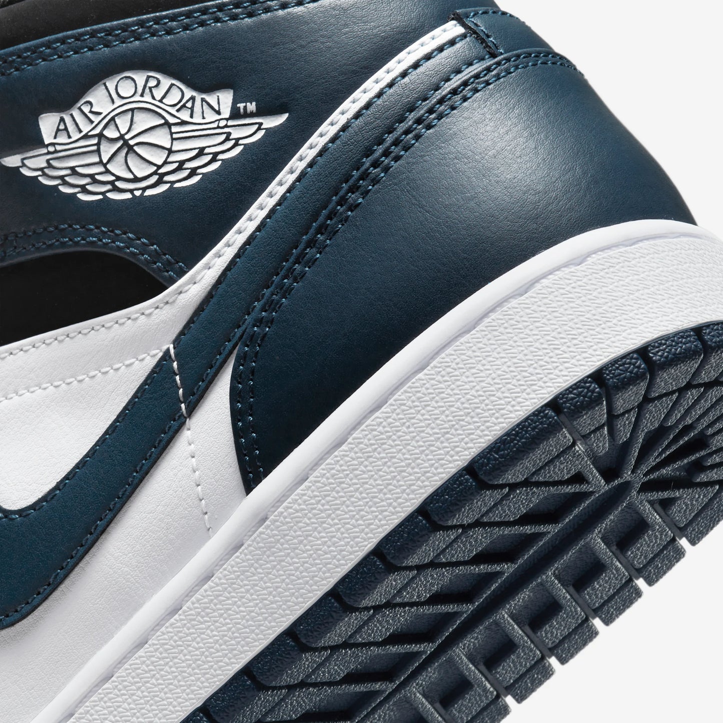 Jordan 1 Mid Armory Navy