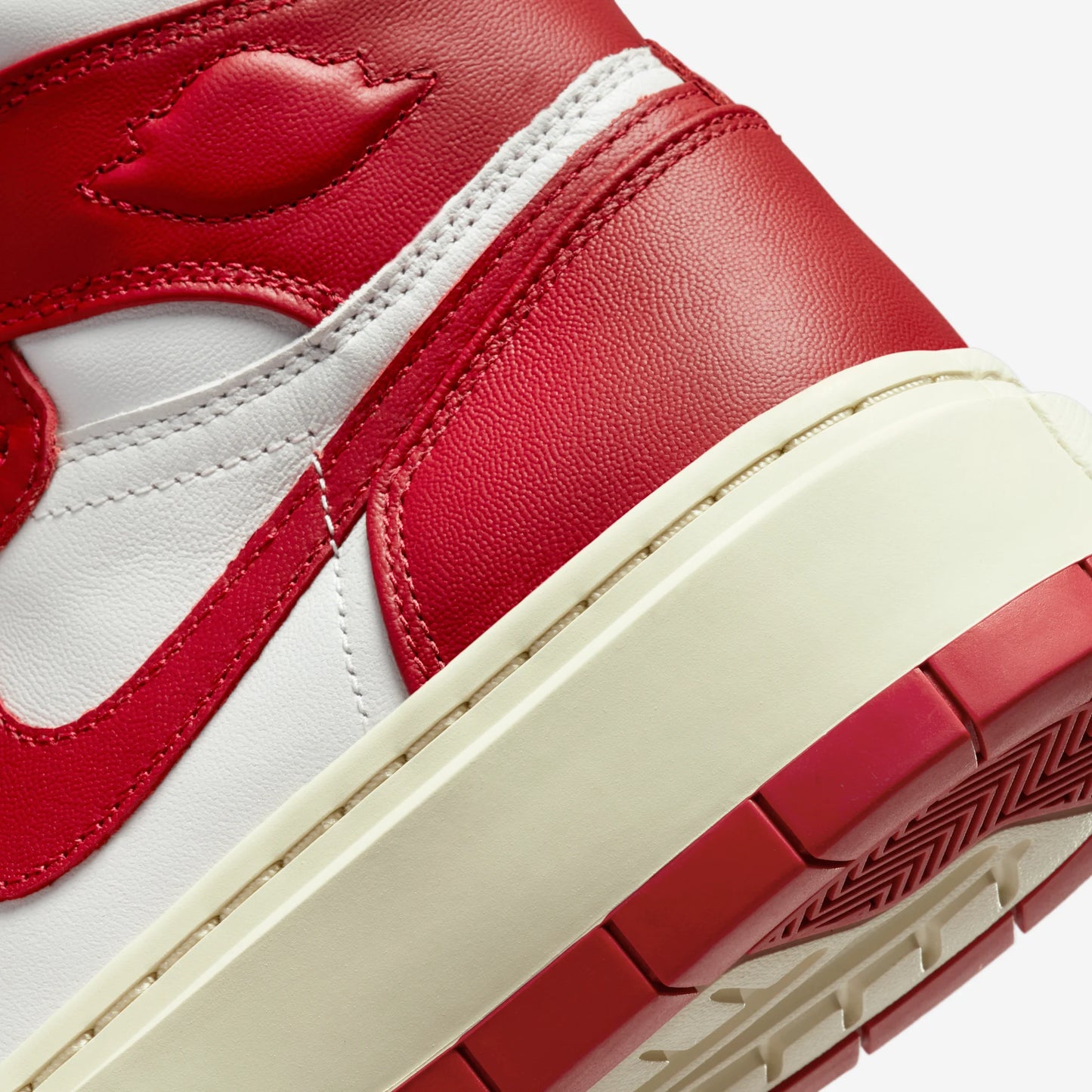 Jordan 1 Elevate High Summit White Varsity Red (Women's)