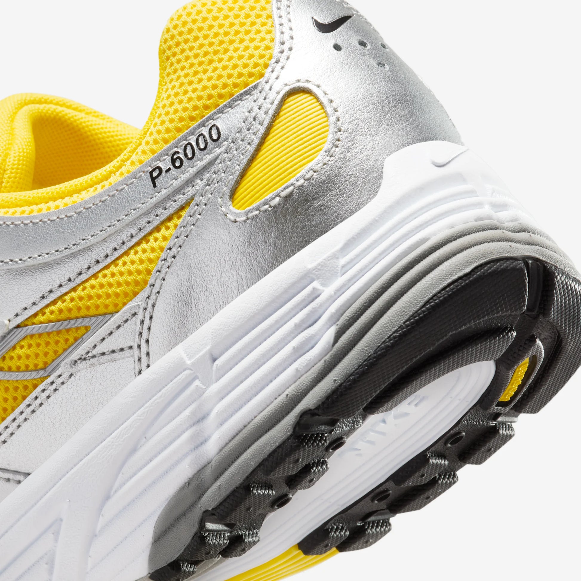 Nike P-6000 Lightning Metallic Silver