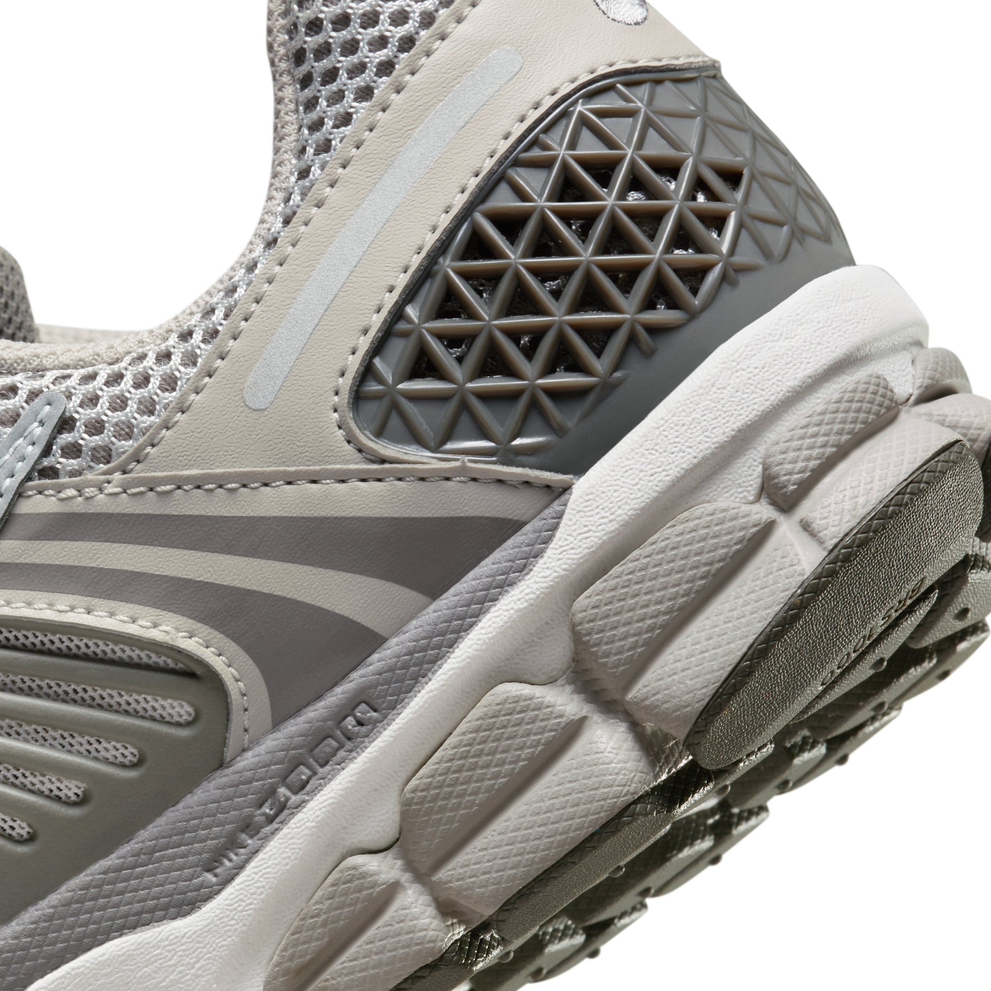 Nike Zoom Vomero 5 Iron Ore Flat Pewter