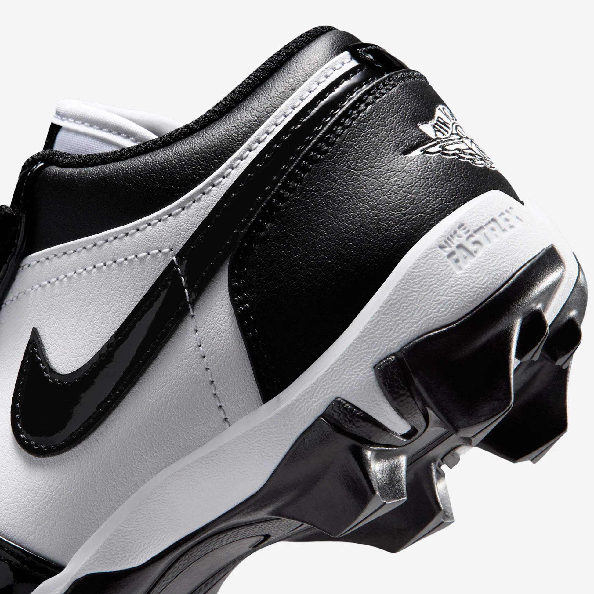 Jordan 1 Low Cleat Patent Panda (GS)