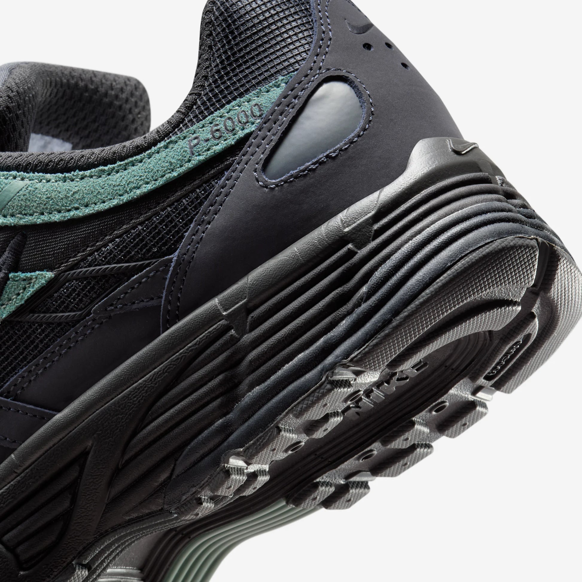 Nike P-6000 Anthracite Clay Green