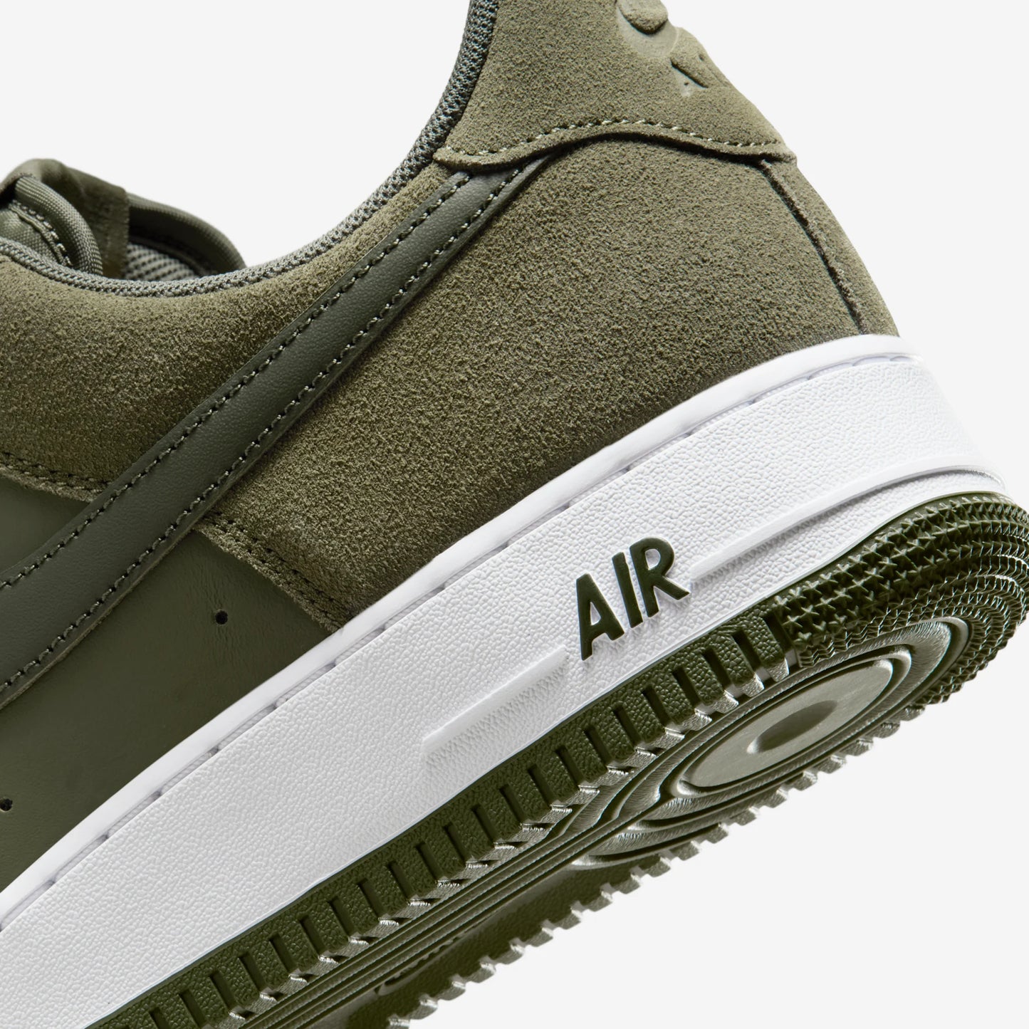 Nike Air Force 1 Low '07 LV8 Medium Olive White