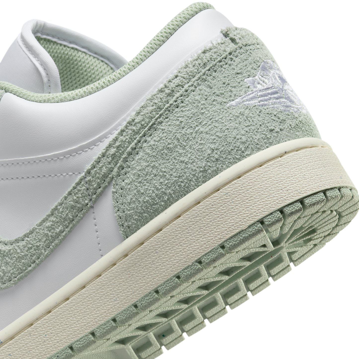 Jordan 1 Low SE Seafoam