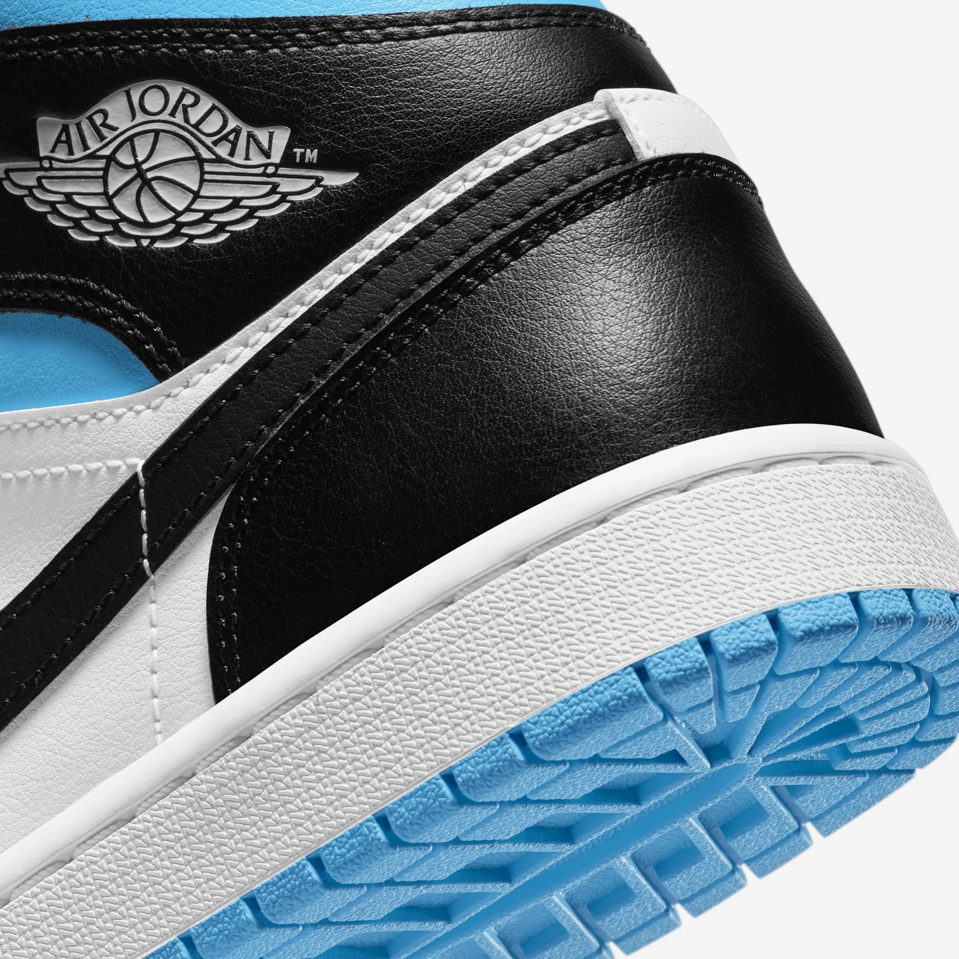 Jordan 1 Mid University Blue (Women's)
