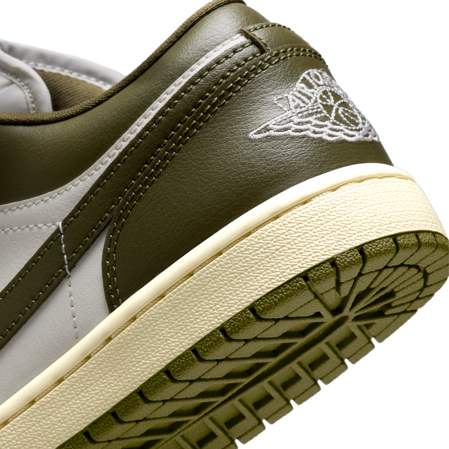 Jordan 1 Low Medium Olive (Women's)