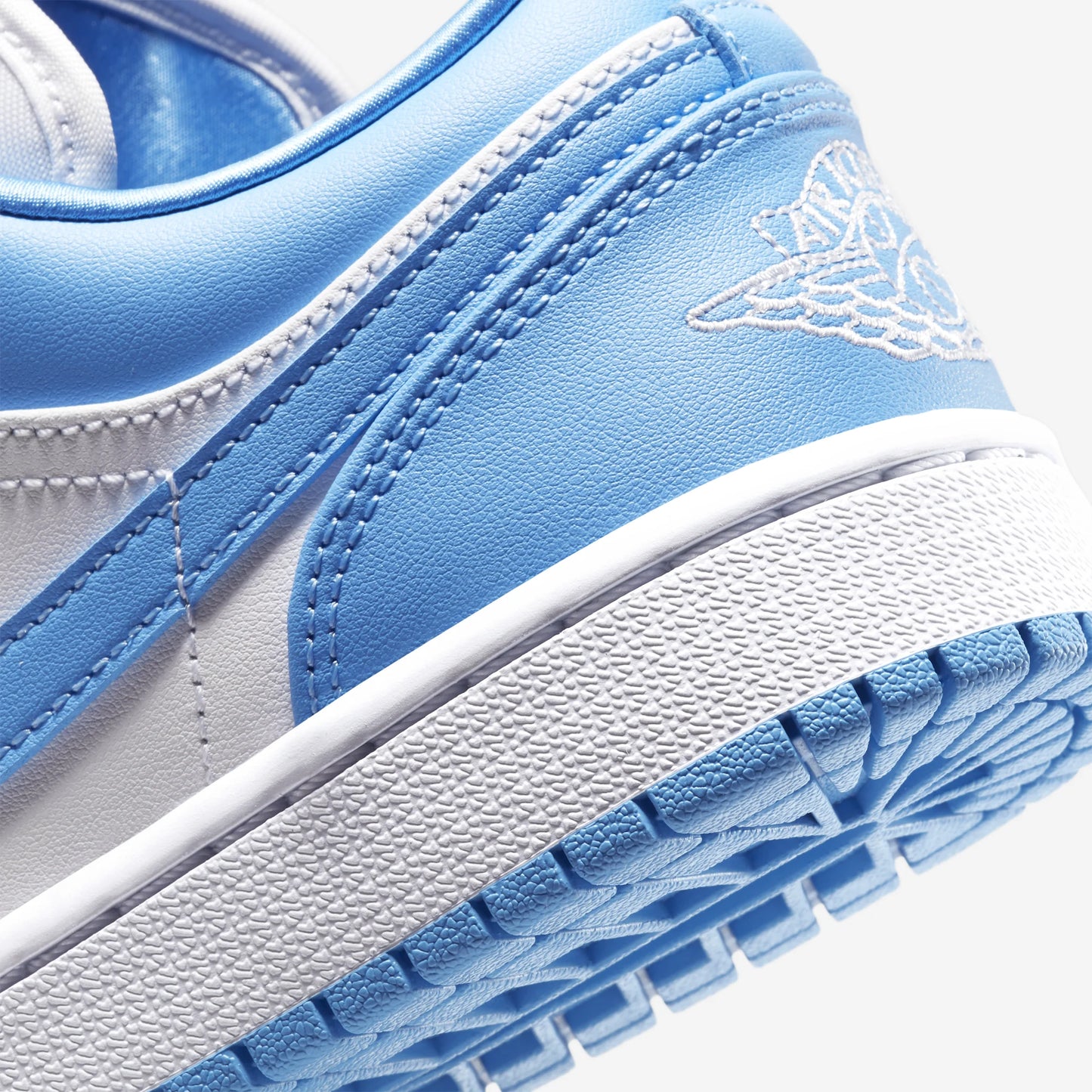 Jordan 1 Low UNC (Women's)