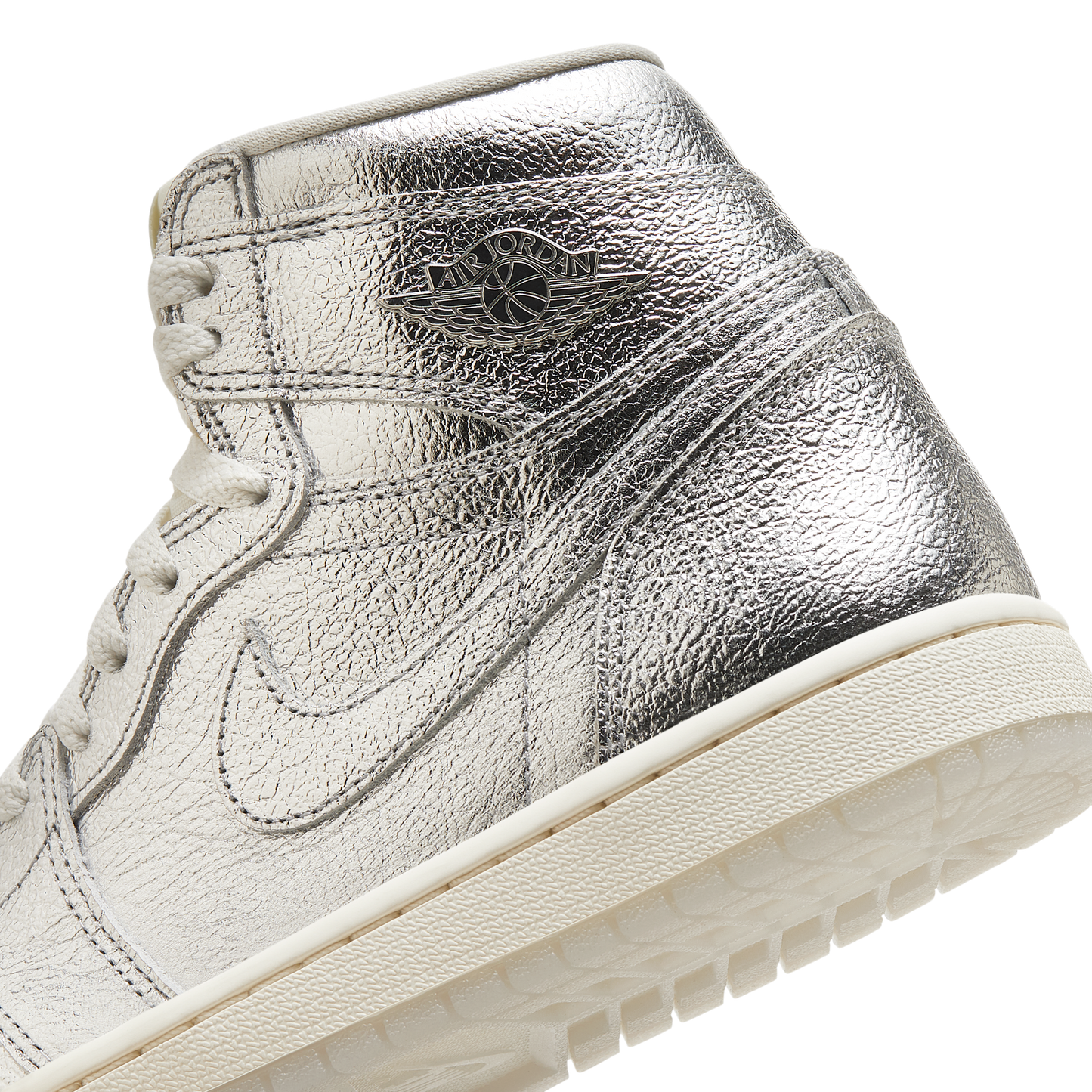 Jordan 1 Retro High OG Chrome (Women's)