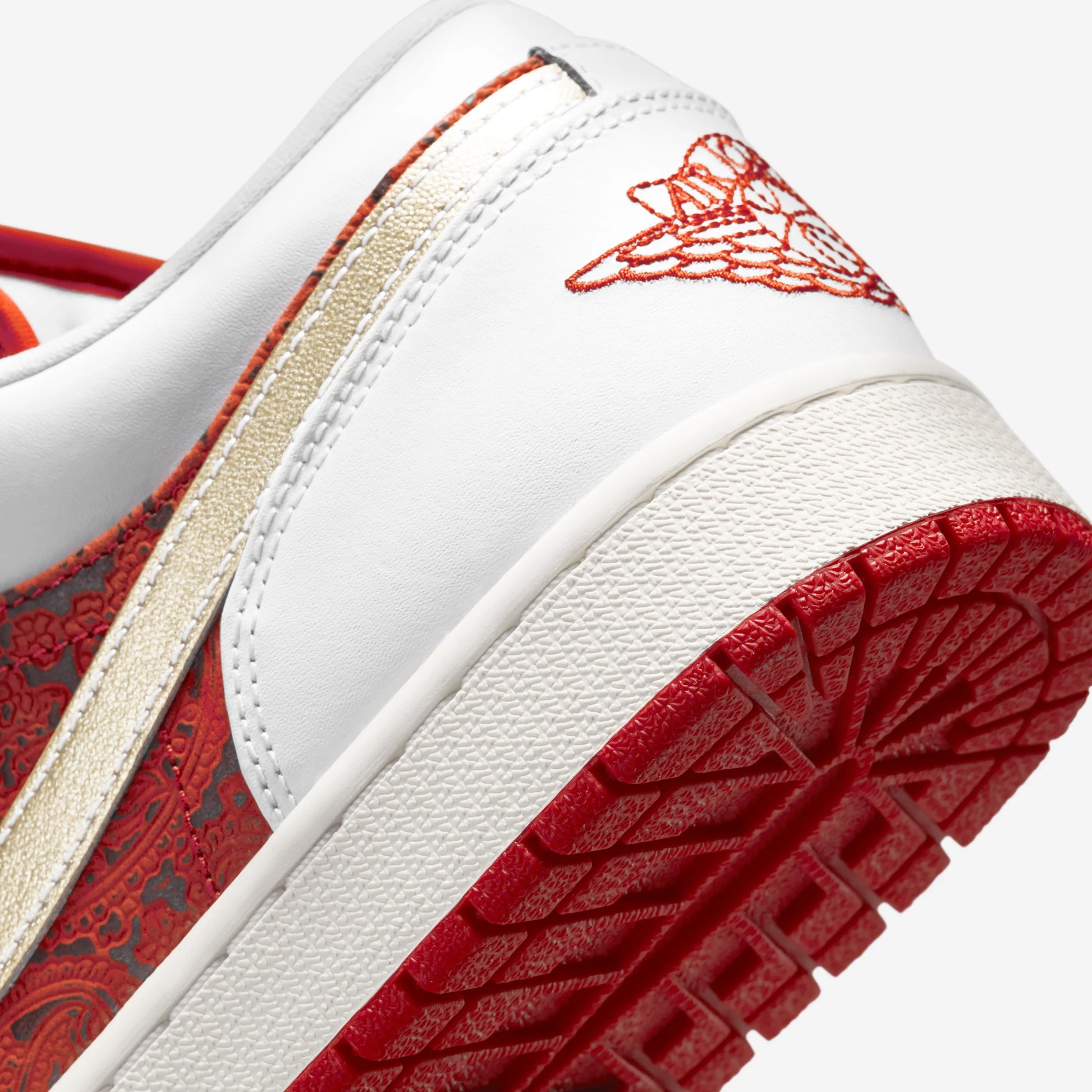 Jordan 1 Low Spades