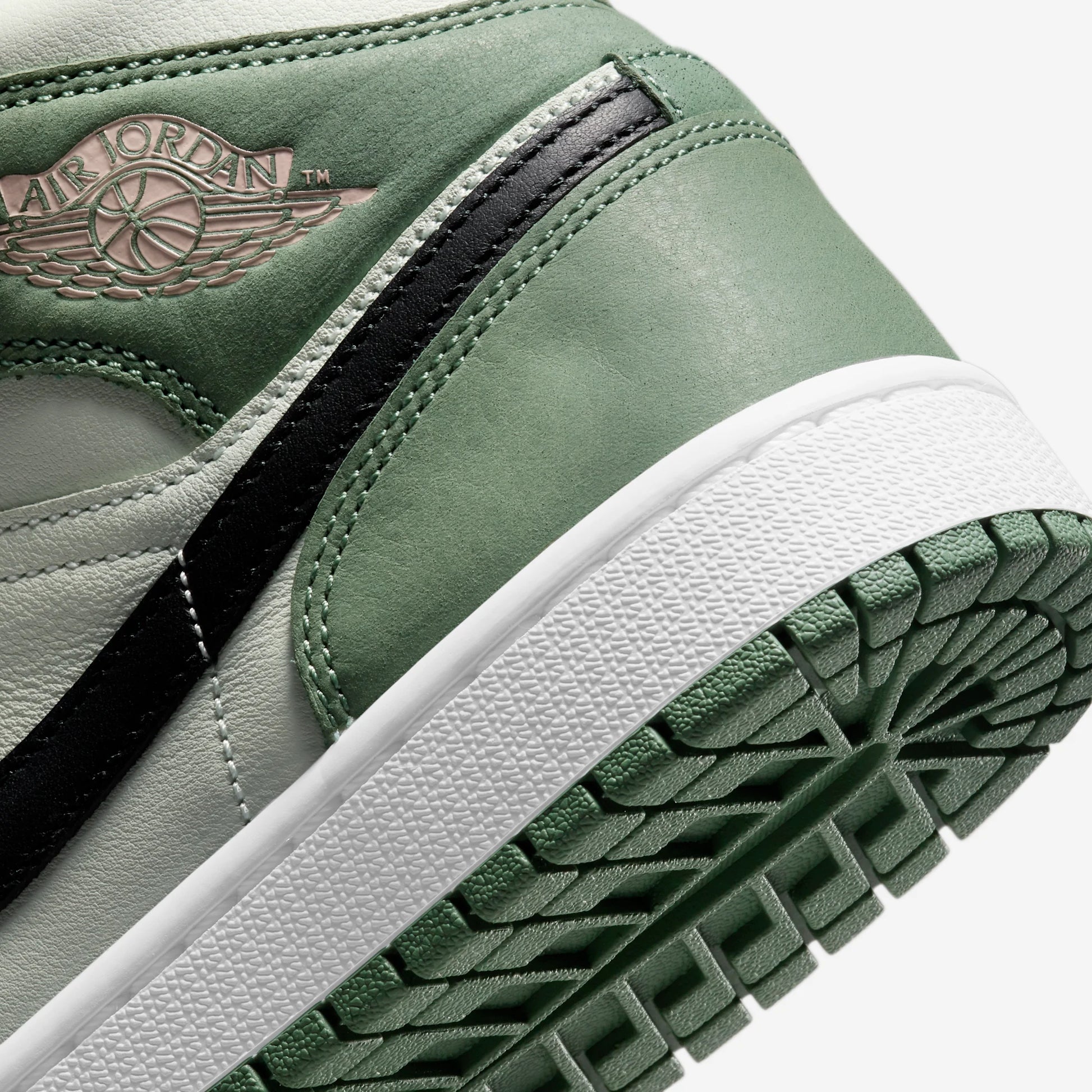 Jordan 1 Mid Dutch Green (Women's)