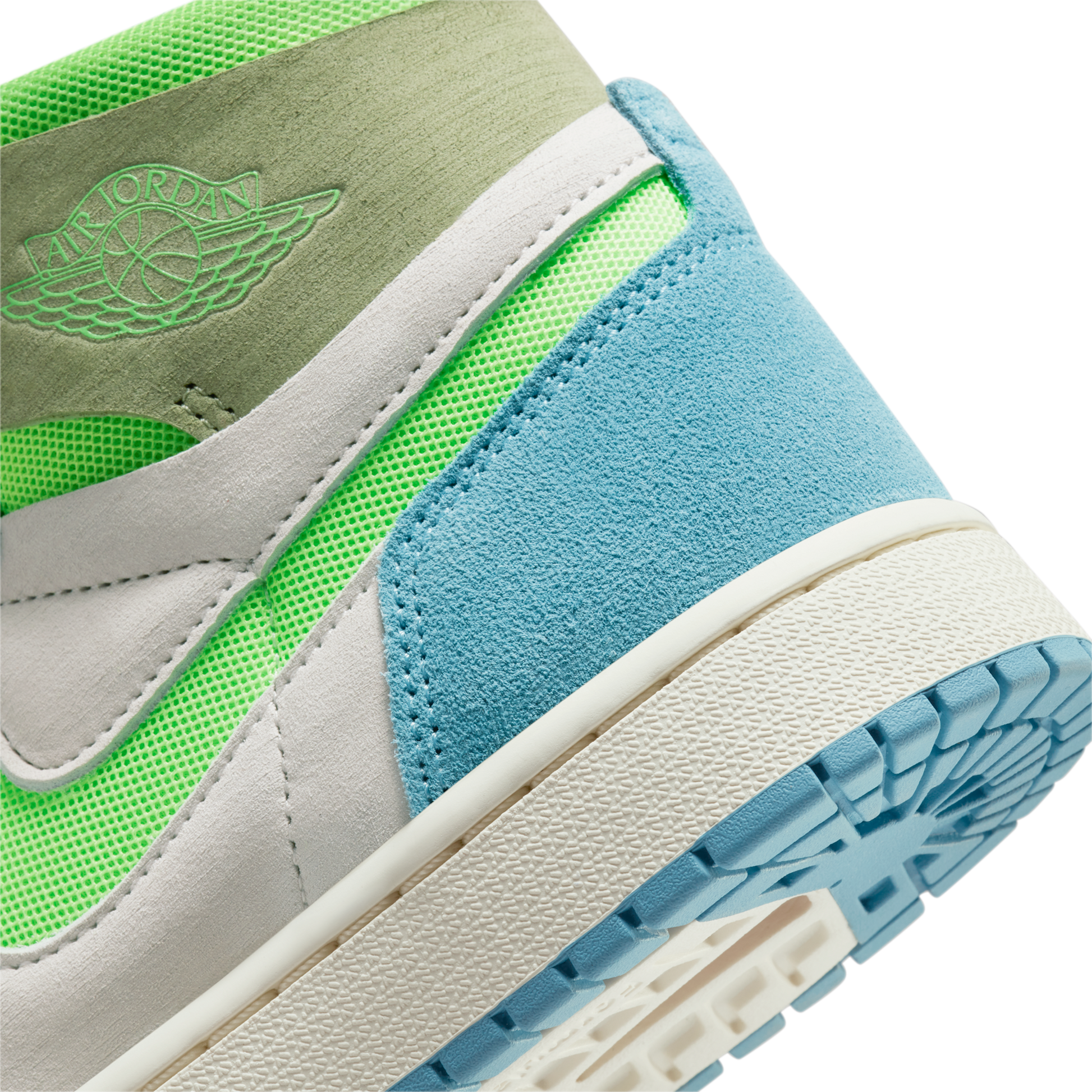 Jordan 1 High Zoom Air CMFT 2 University Blue Volt (Women's)