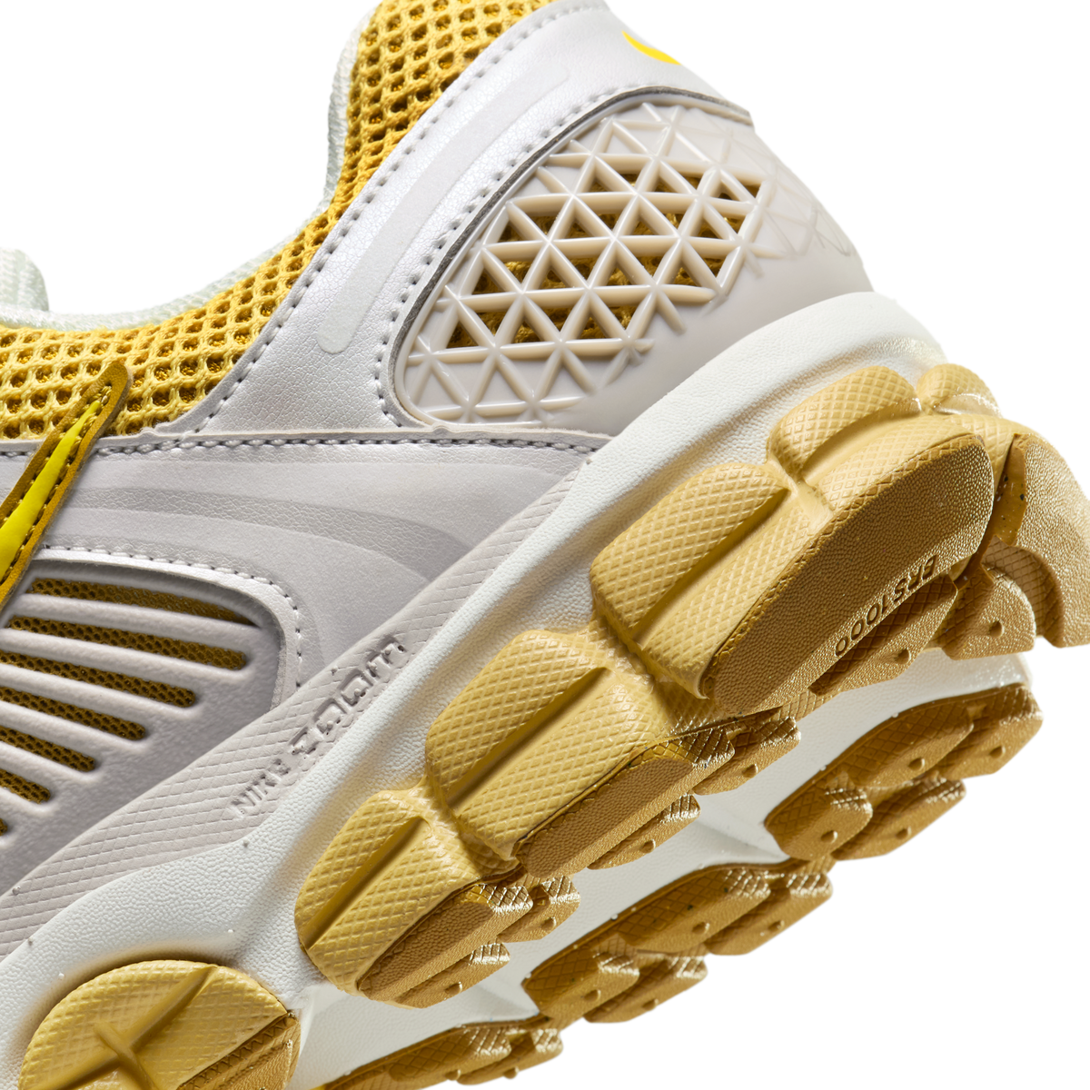 Nike Zoom Vomero 5 Bronzine (Women's)