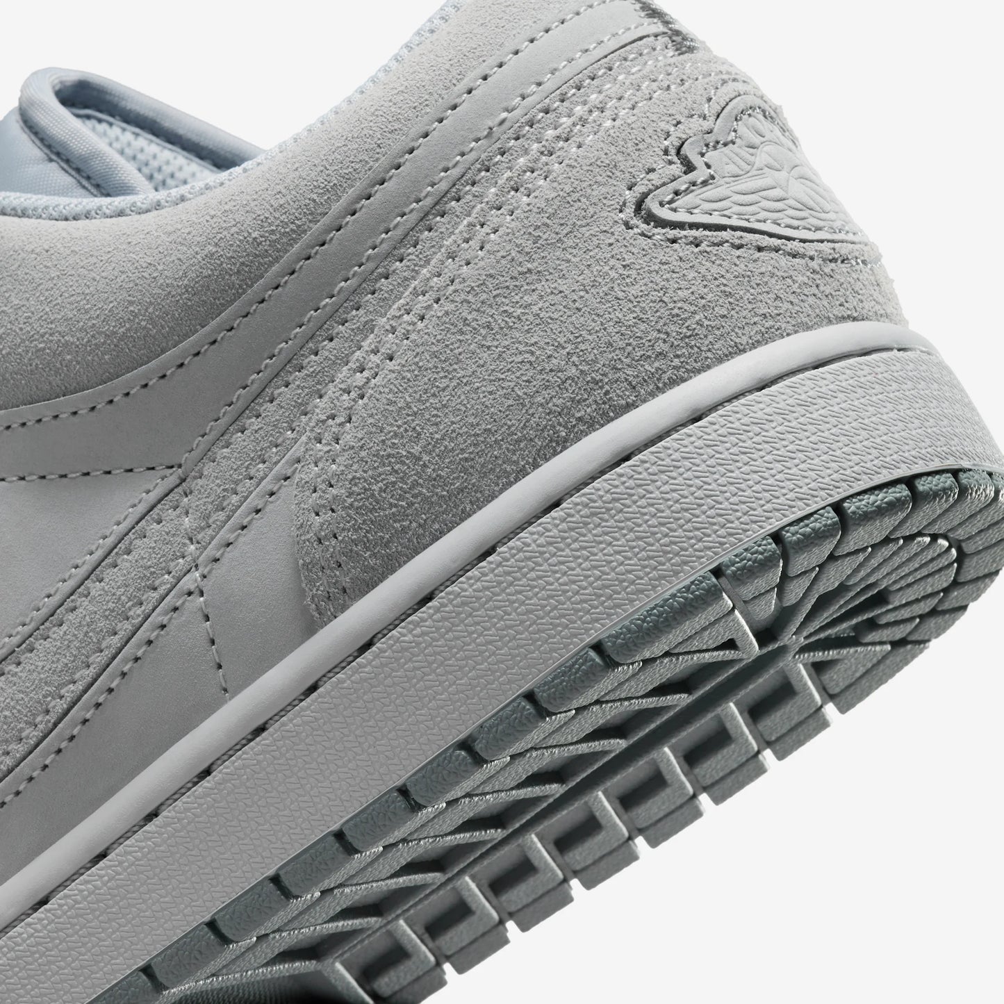 Jordan 1 Low SE Craft Wolf Grey