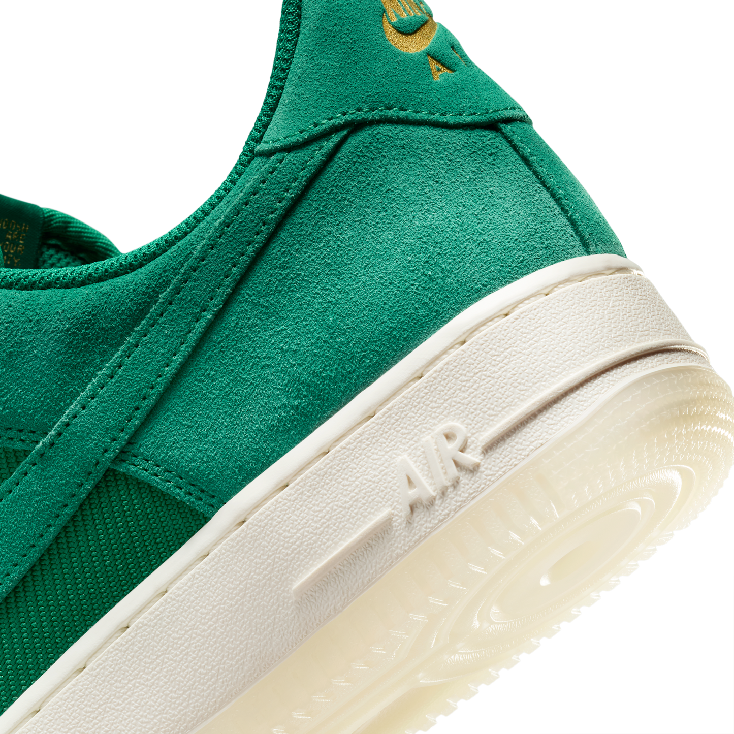 Nike Air Force 1 Low '07 LV8 Malachite Pale Ivory Metallic Gold