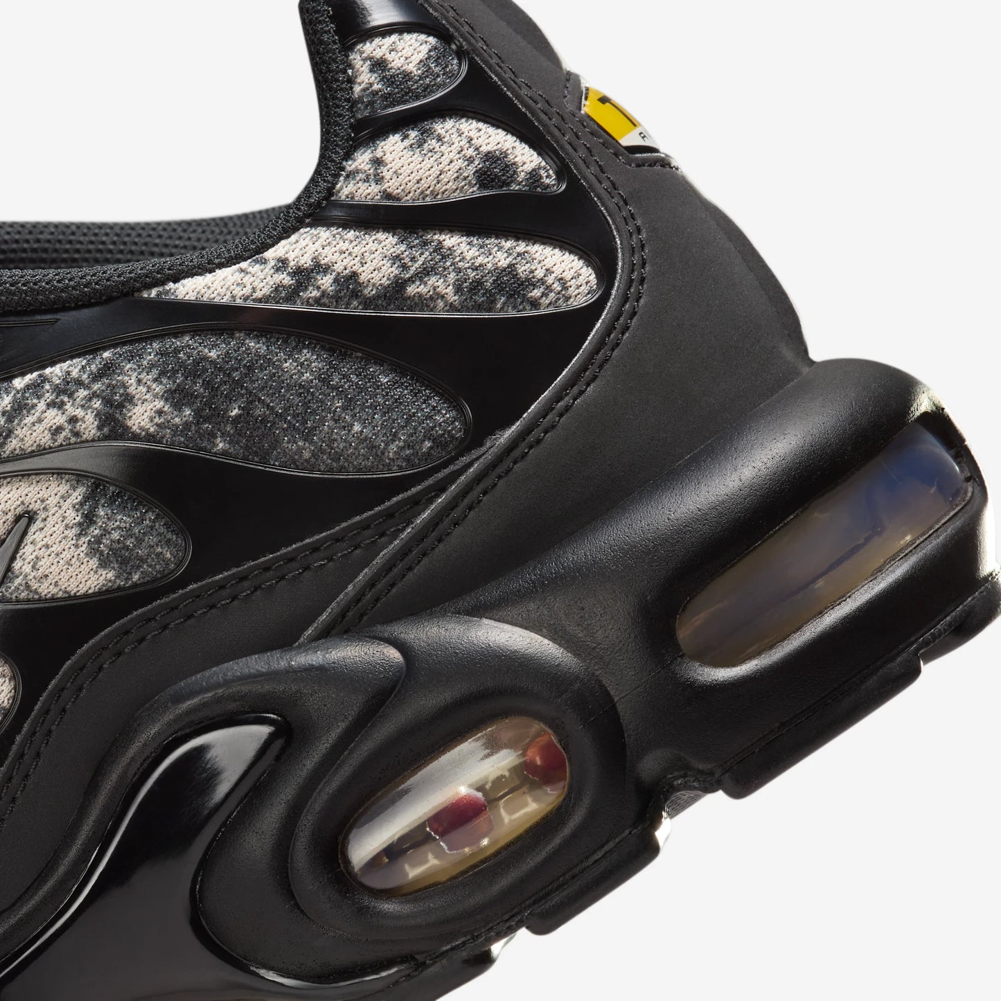 Nike Air Max Plus Camo Black Safety Orange