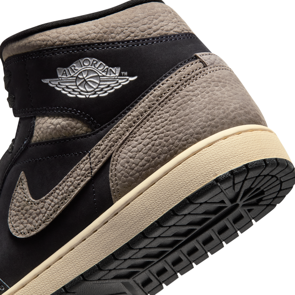 Jordan 1 Mid SE Olive Grey