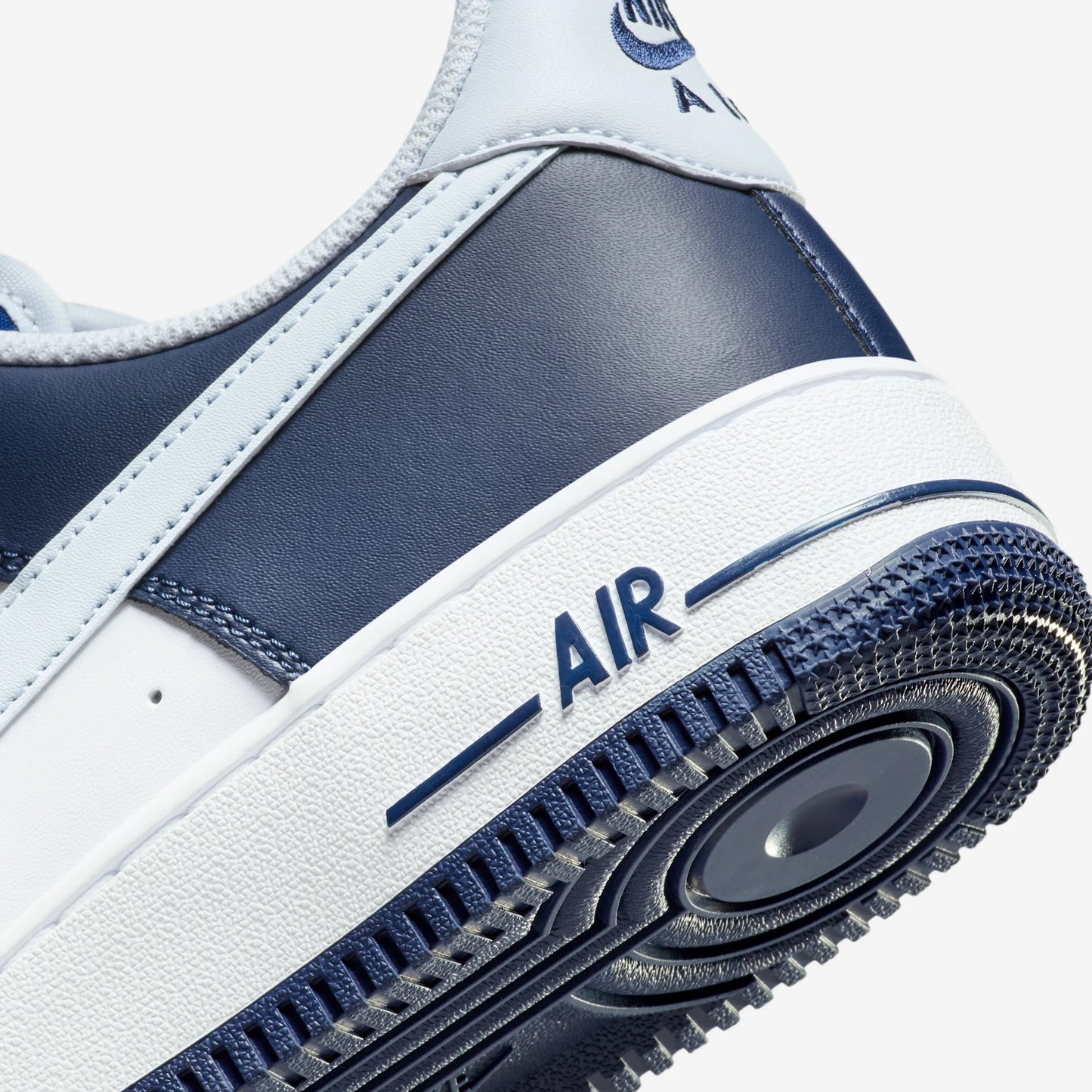 Nike Air Force 1 Low '07 LV8 Game Royal Navy