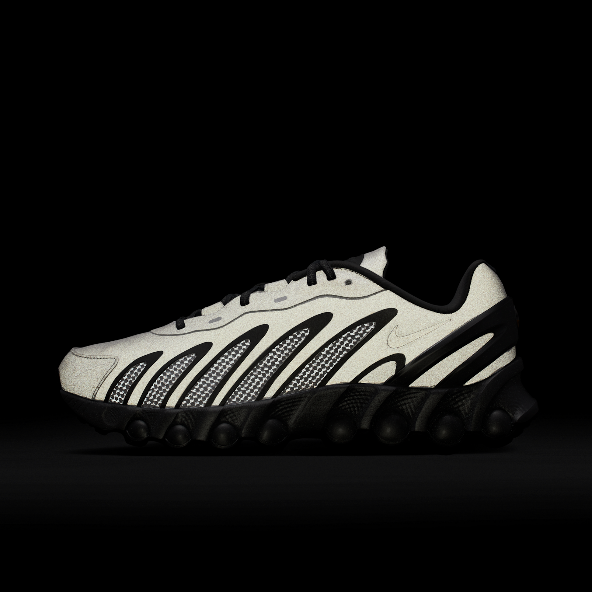 Nike Air Max Dn8 Metallic Silver Black